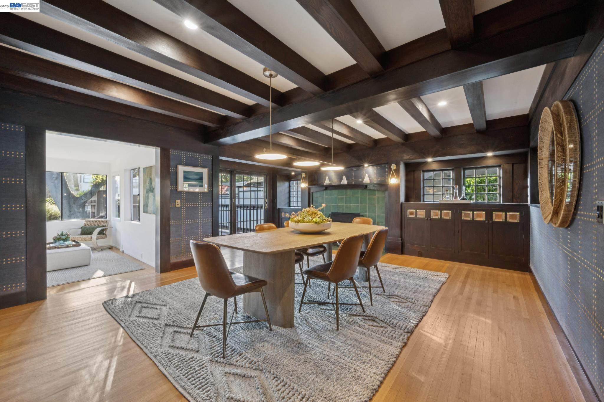 Detail Gallery Image 24 of 59 For 1122 Bay Street, Alameda,  CA 94501 - 4 Beds | 2/1 Baths