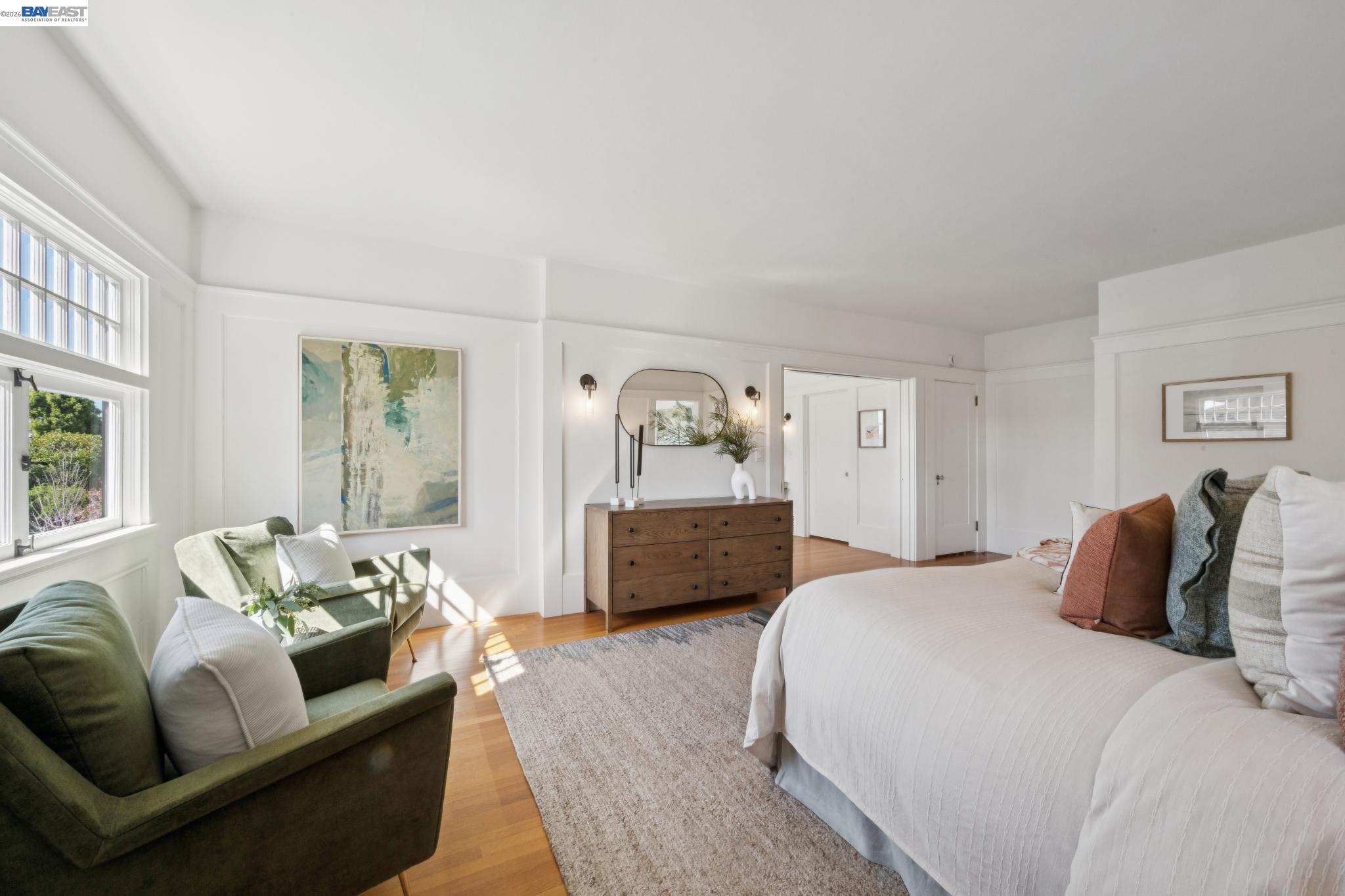 Detail Gallery Image 39 of 59 For 1122 Bay Street, Alameda,  CA 94501 - 4 Beds | 2/1 Baths