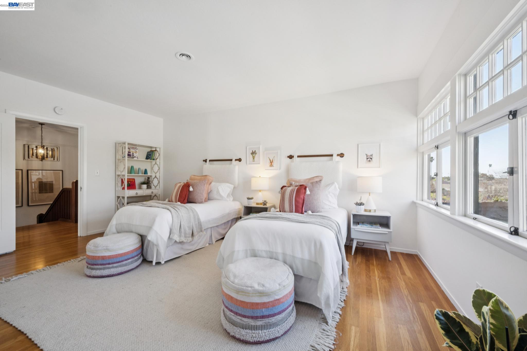 Detail Gallery Image 48 of 59 For 1122 Bay Street, Alameda,  CA 94501 - 4 Beds | 2/1 Baths