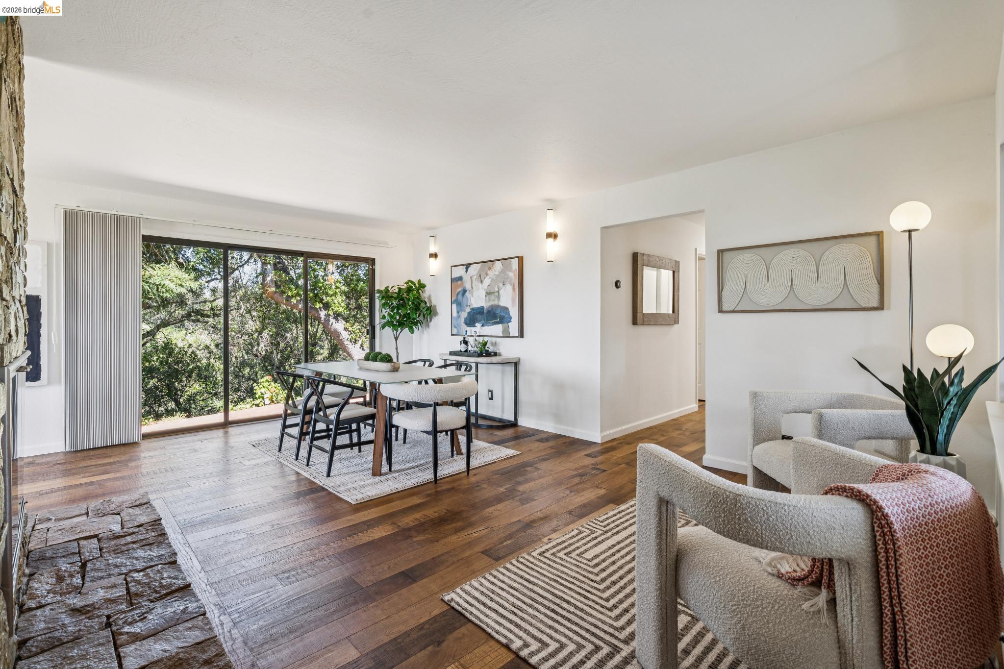 Detail Gallery Image 24 of 60 For 11448 Lochard St, Oakland,  CA 94605 - 3 Beds | 2 Baths