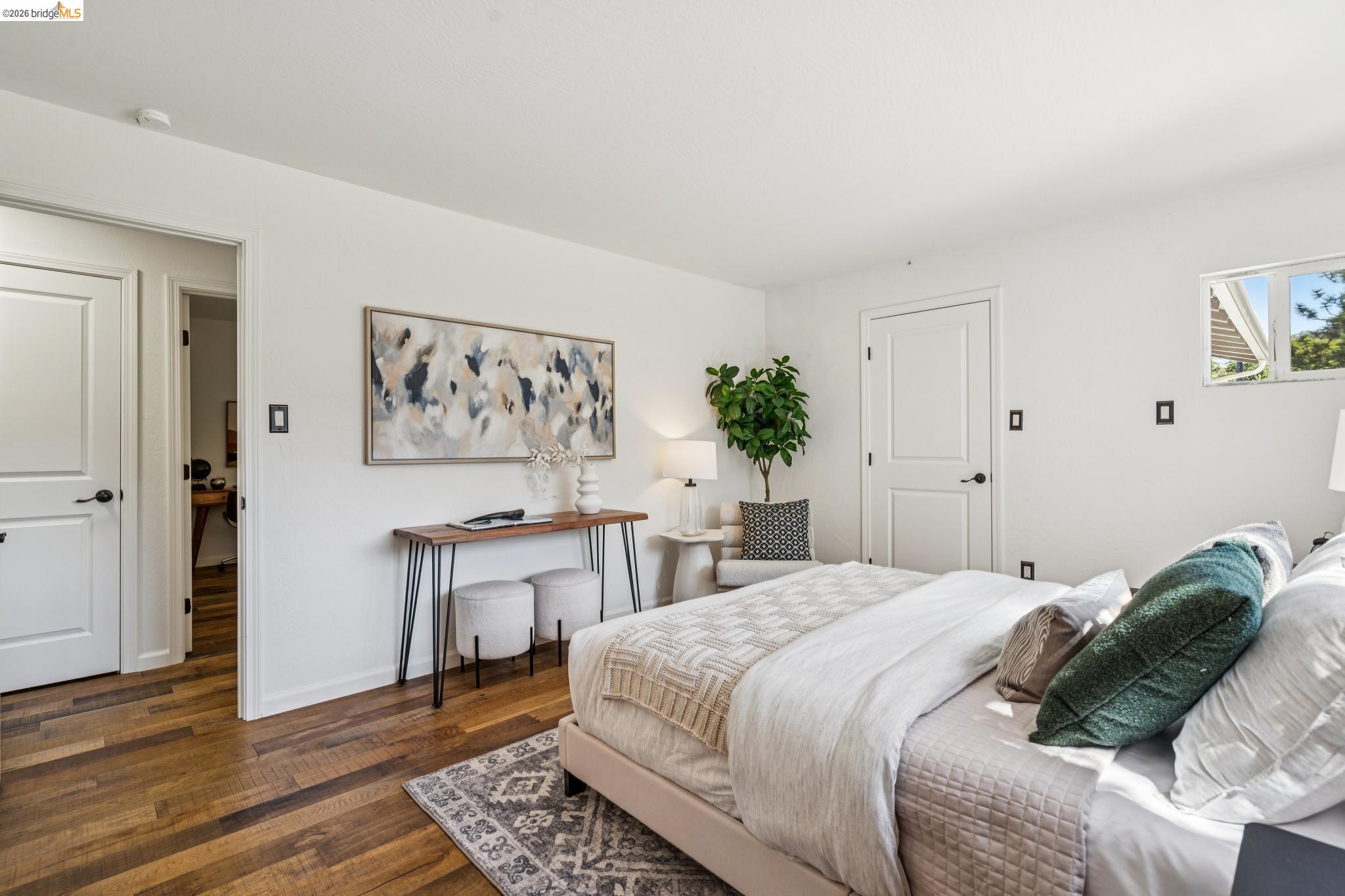 Detail Gallery Image 27 of 60 For 11448 Lochard St, Oakland,  CA 94605 - 3 Beds | 2 Baths