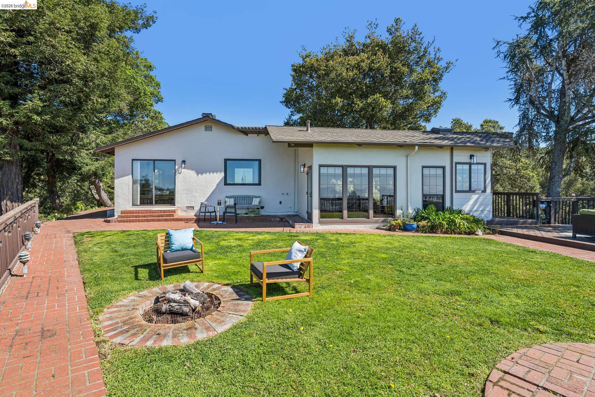 Detail Gallery Image 47 of 60 For 11448 Lochard St, Oakland,  CA 94605 - 3 Beds | 2 Baths