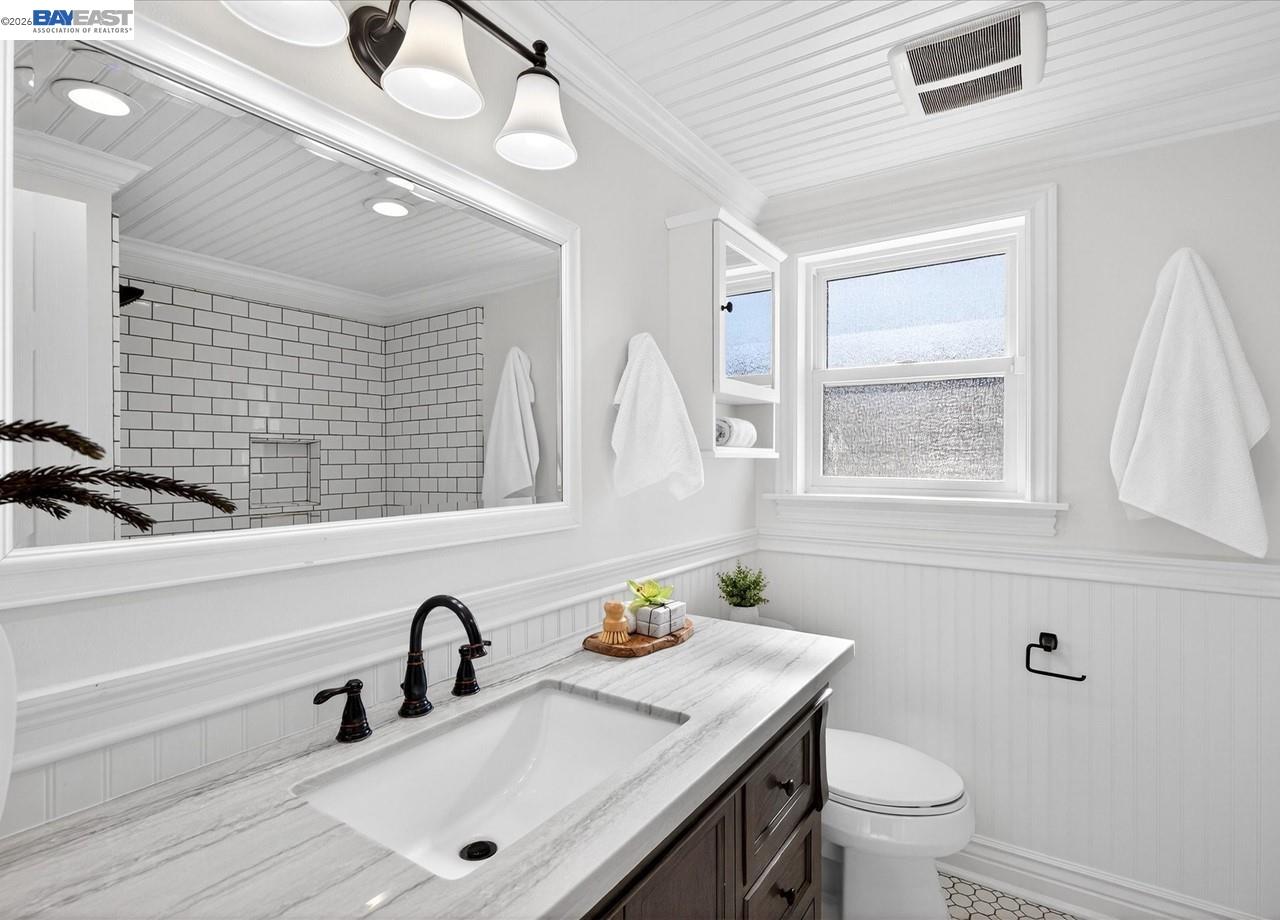 Detail Gallery Image 29 of 42 For 11495 Silvergate Dr, Dublin,  CA 94568 - 4 Beds | 3 Baths