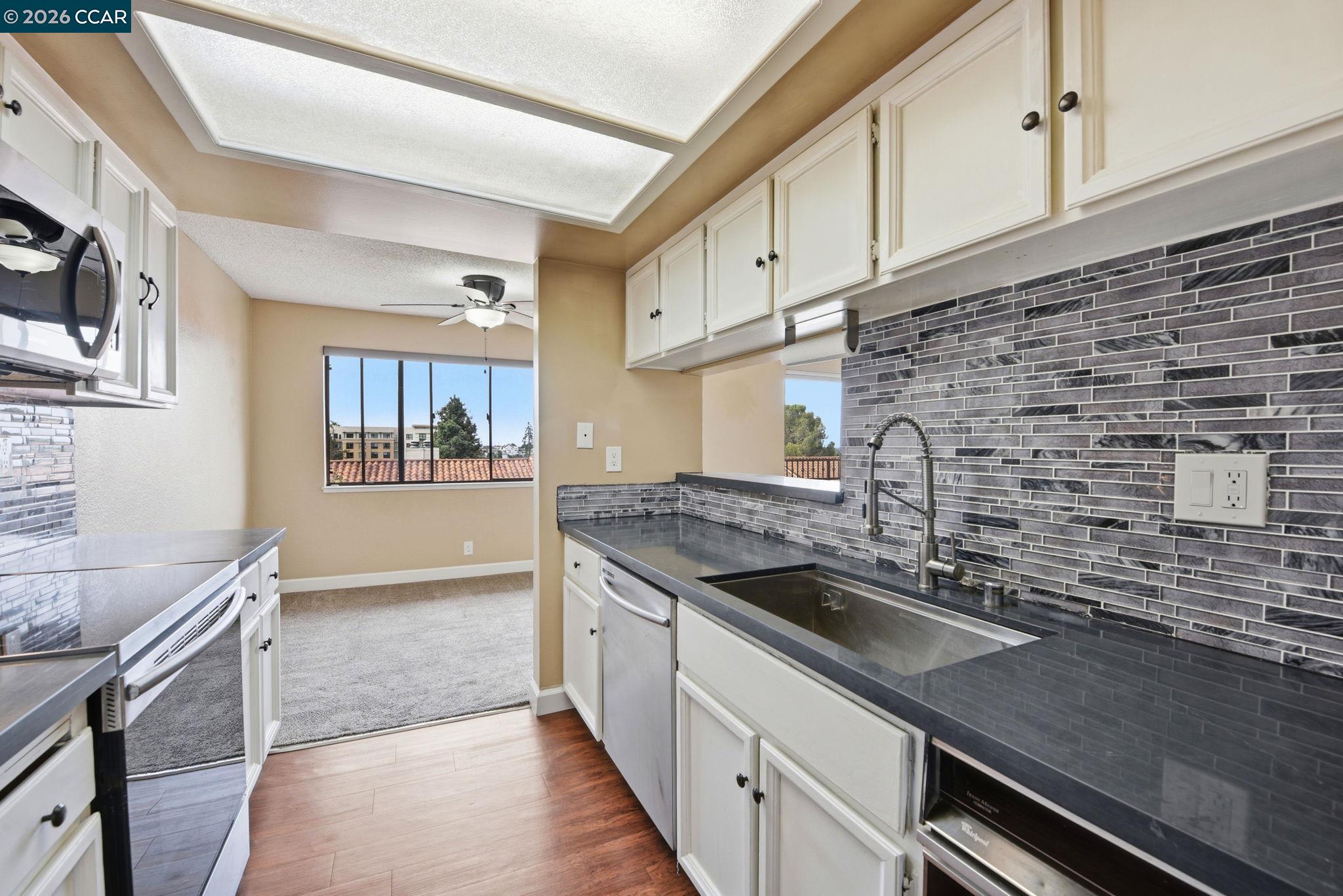 Photo #26: 41126881 Listing: Photo #26