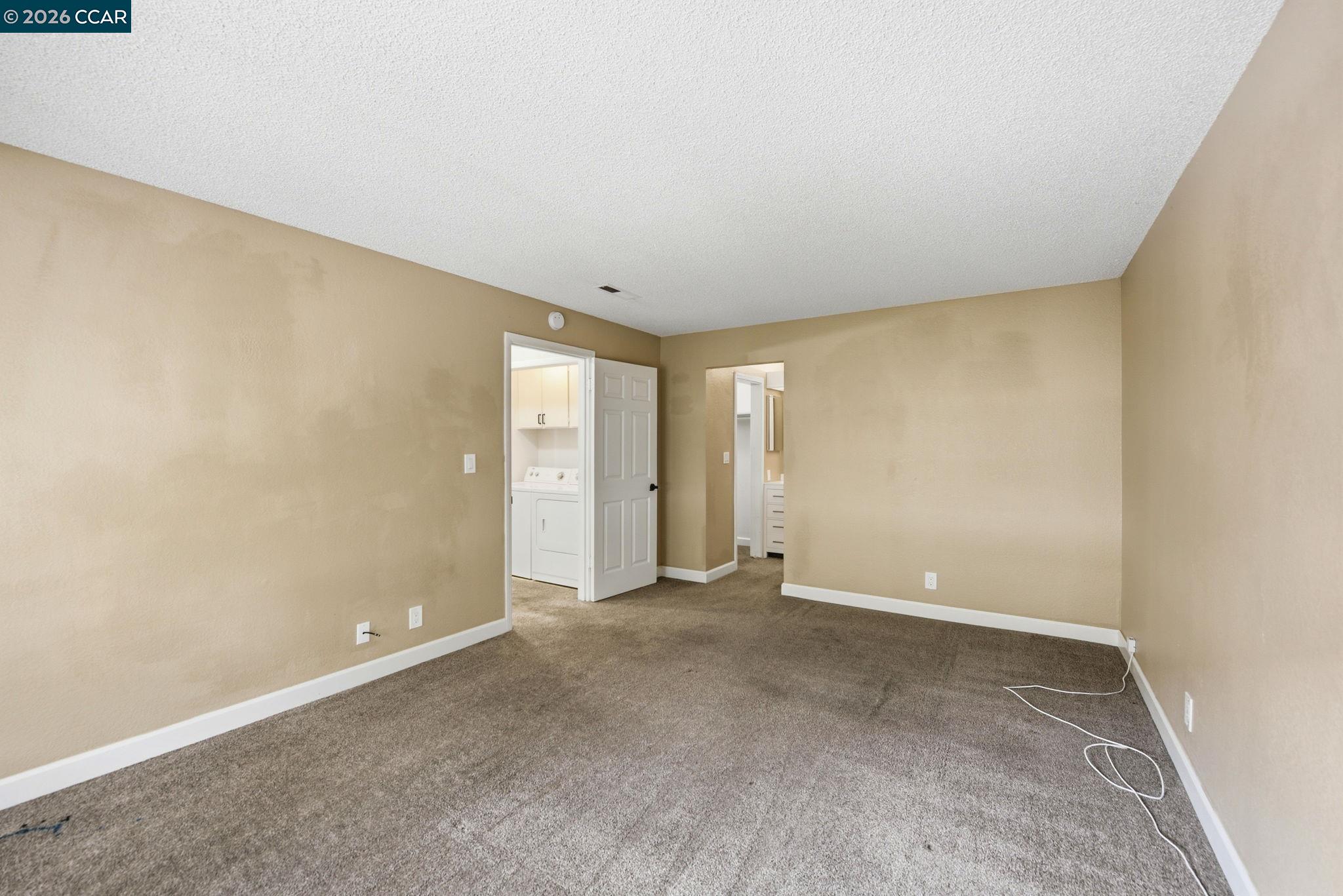 Photo #32: 41126881 Listing: Photo #32