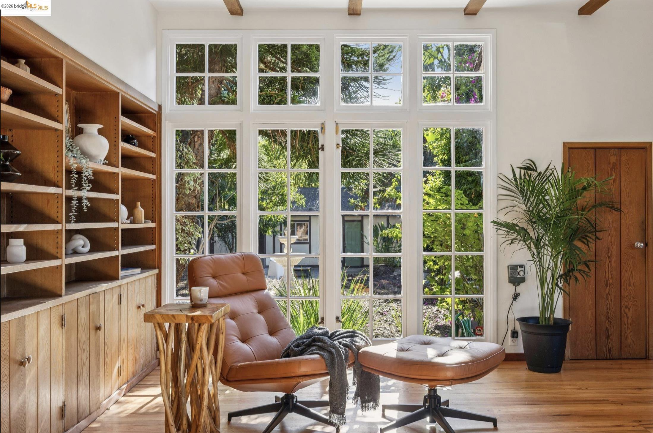 Detail Gallery Image 2 of 35 For 2749 E 17th St, Oakland,  CA 94601 - 2 Beds | 1/1 Baths