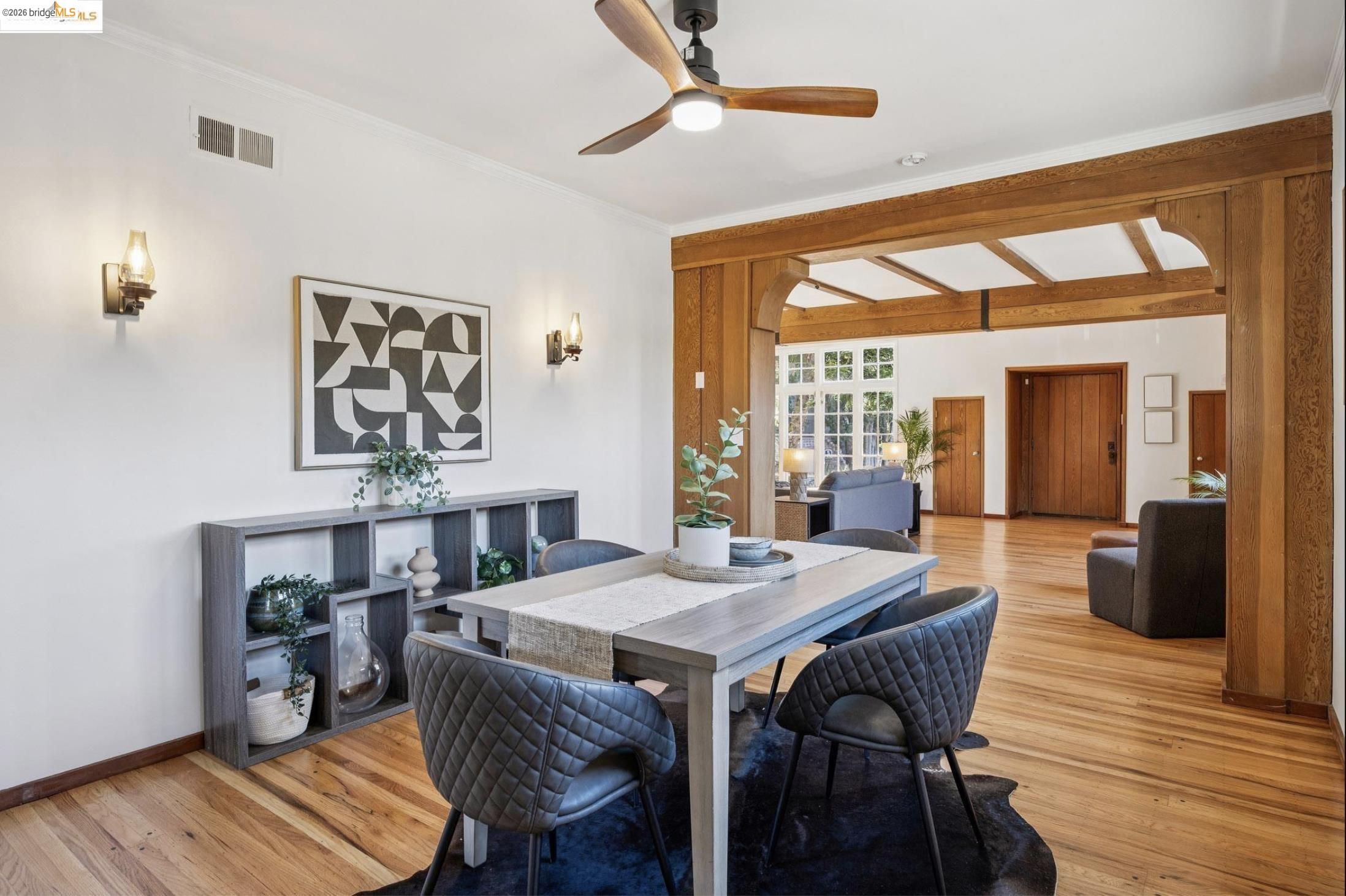 Detail Gallery Image 8 of 35 For 2749 E 17th St, Oakland,  CA 94601 - 2 Beds | 1/1 Baths