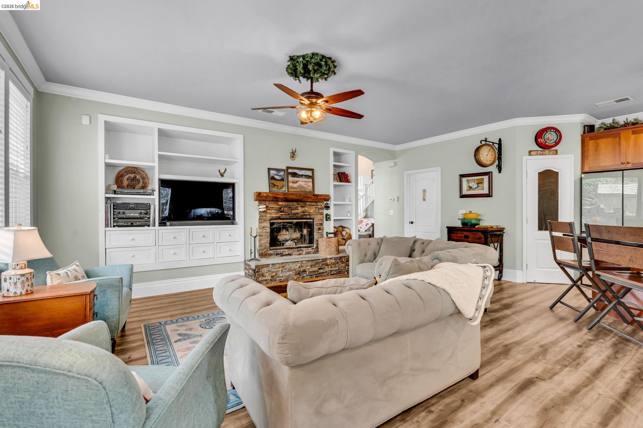 Detail Gallery Image 15 of 52 For 10 Kali Ct, Oakley,  CA 94561 - 5 Beds | 3 Baths