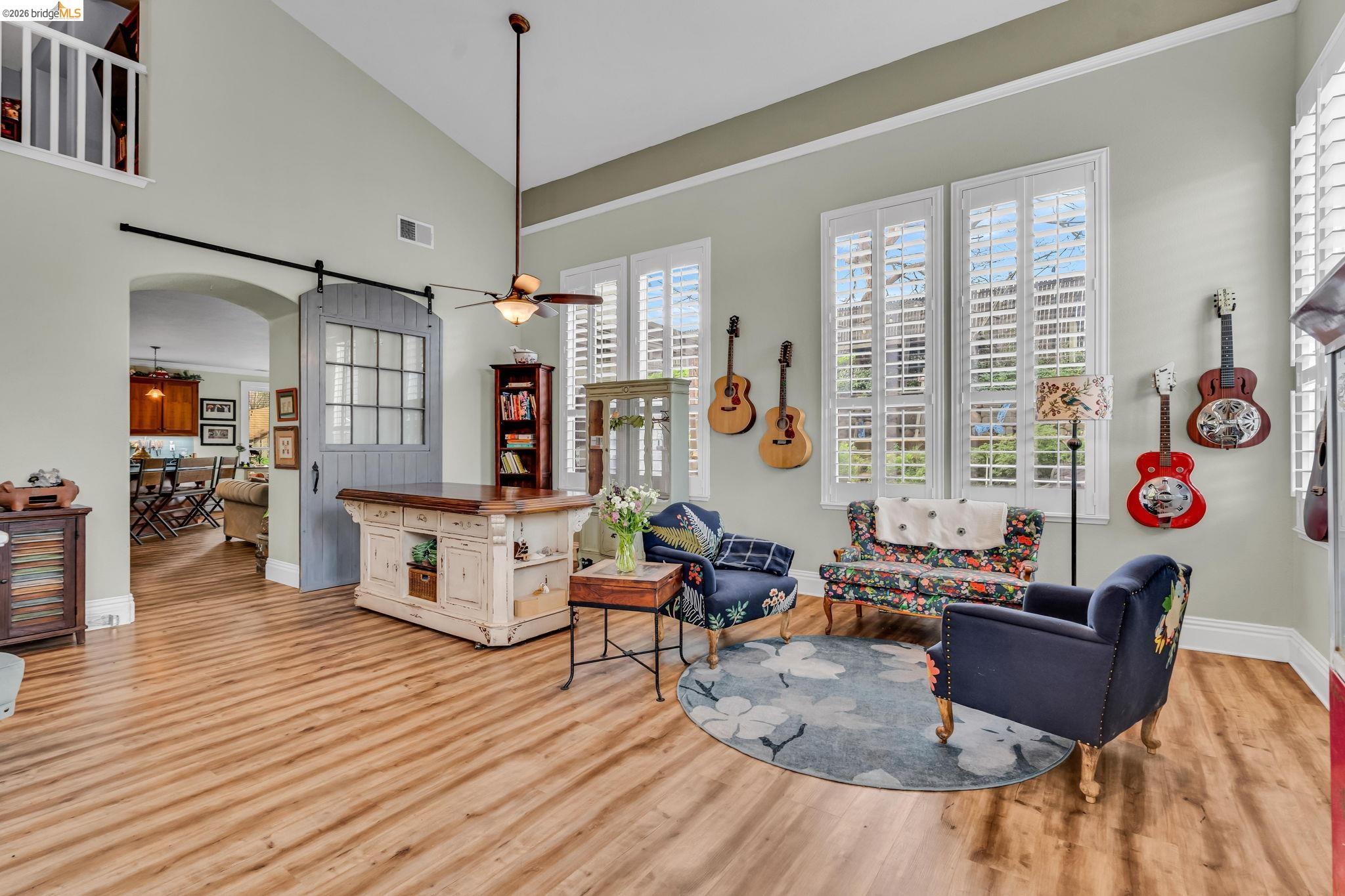 Detail Gallery Image 7 of 52 For 10 Kali Ct, Oakley,  CA 94561 - 5 Beds | 3 Baths