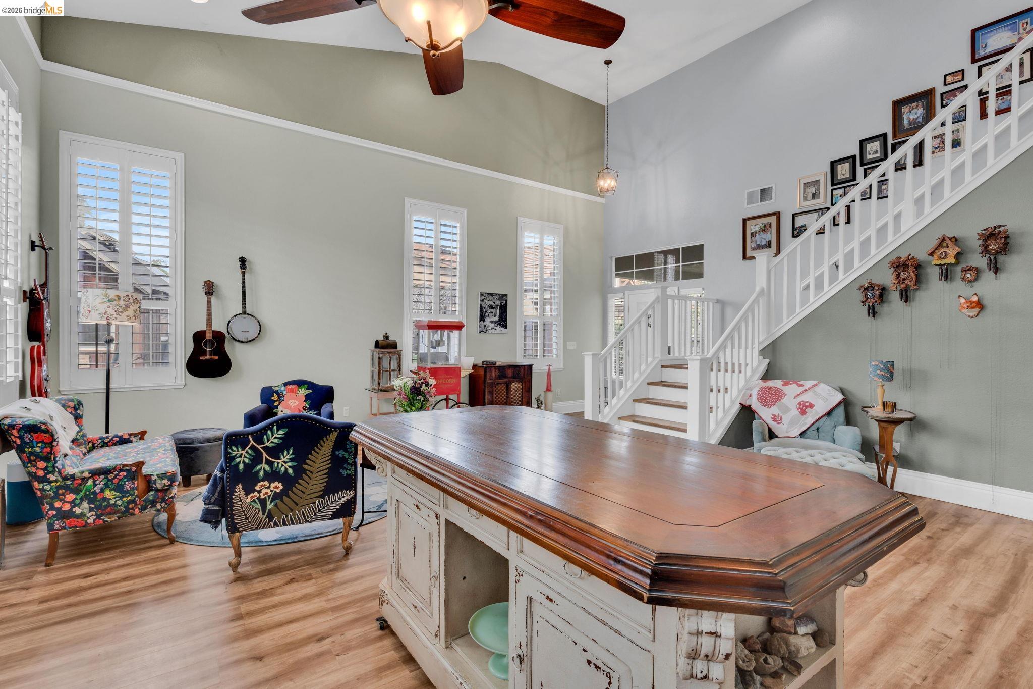 Detail Gallery Image 10 of 52 For 10 Kali Ct, Oakley,  CA 94561 - 5 Beds | 3 Baths