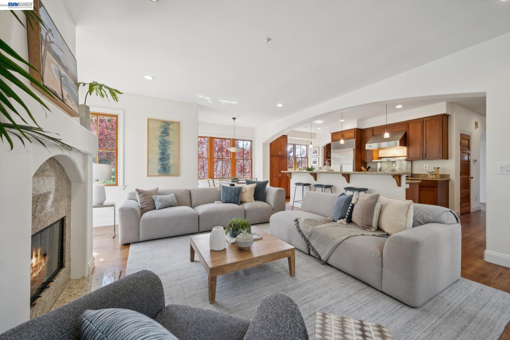 Detail Gallery Image 19 of 60 For 942 Aquarius Way, Oakland,  CA 94611 - 5 Beds | 3/1 Baths