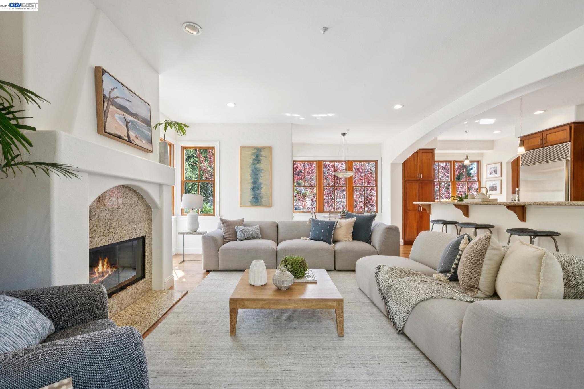 Detail Gallery Image 21 of 60 For 942 Aquarius Way, Oakland,  CA 94611 - 5 Beds | 3/1 Baths