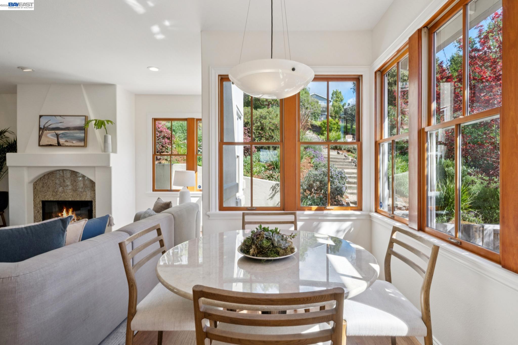 Detail Gallery Image 23 of 60 For 942 Aquarius Way, Oakland,  CA 94611 - 5 Beds | 3/1 Baths