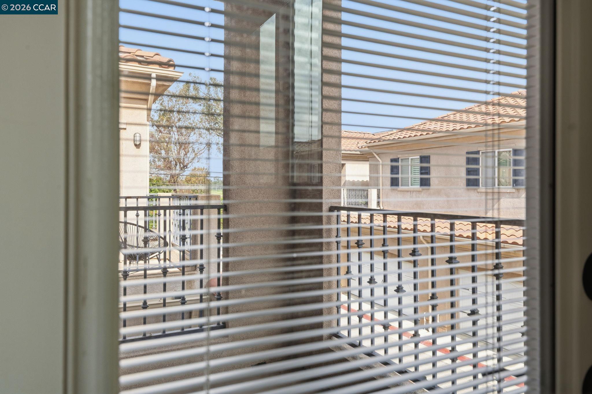 Detail Gallery Image 35 of 38 For 20402 Santa Ana Ave #4,  Newport Beach,  CA 92660 - 2 Beds | 2/1 Baths