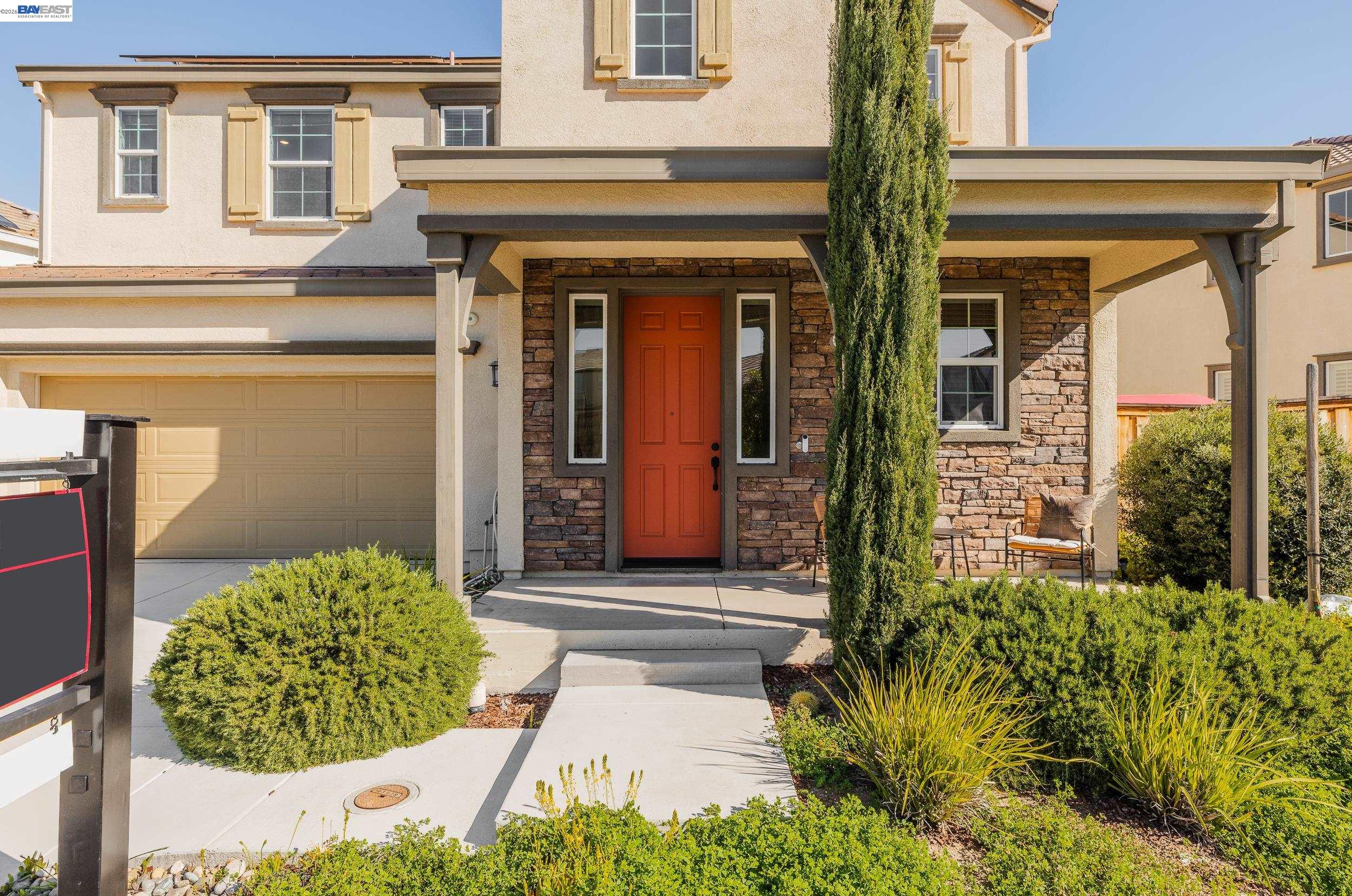 Detail Gallery Image 2 of 42 For 2891 Reyva Dhillon Ln, Tracy,  CA 95377 - 4 Beds | 3/1 Baths