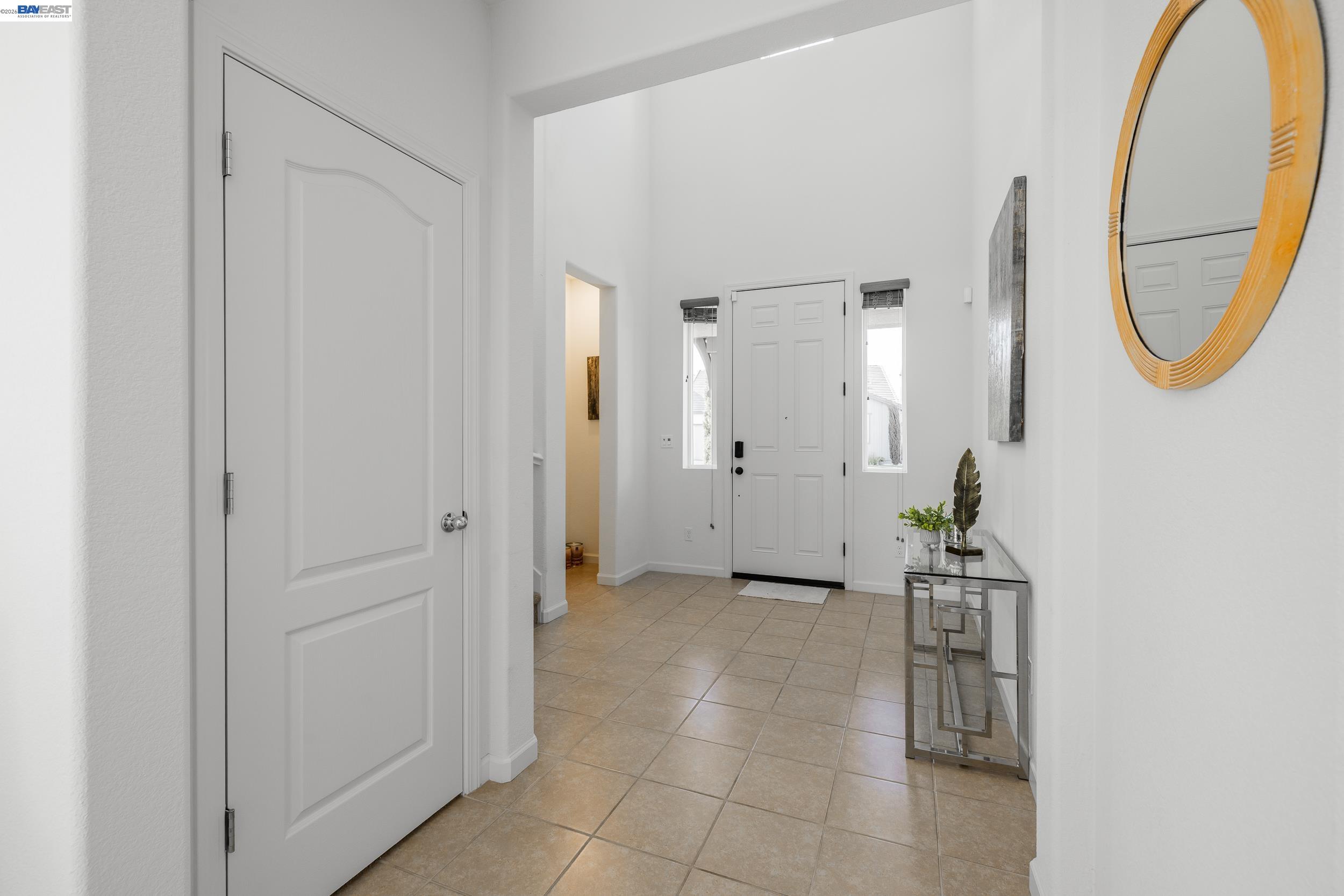 Detail Gallery Image 13 of 42 For 2891 Reyva Dhillon Ln, Tracy,  CA 95377 - 4 Beds | 3/1 Baths