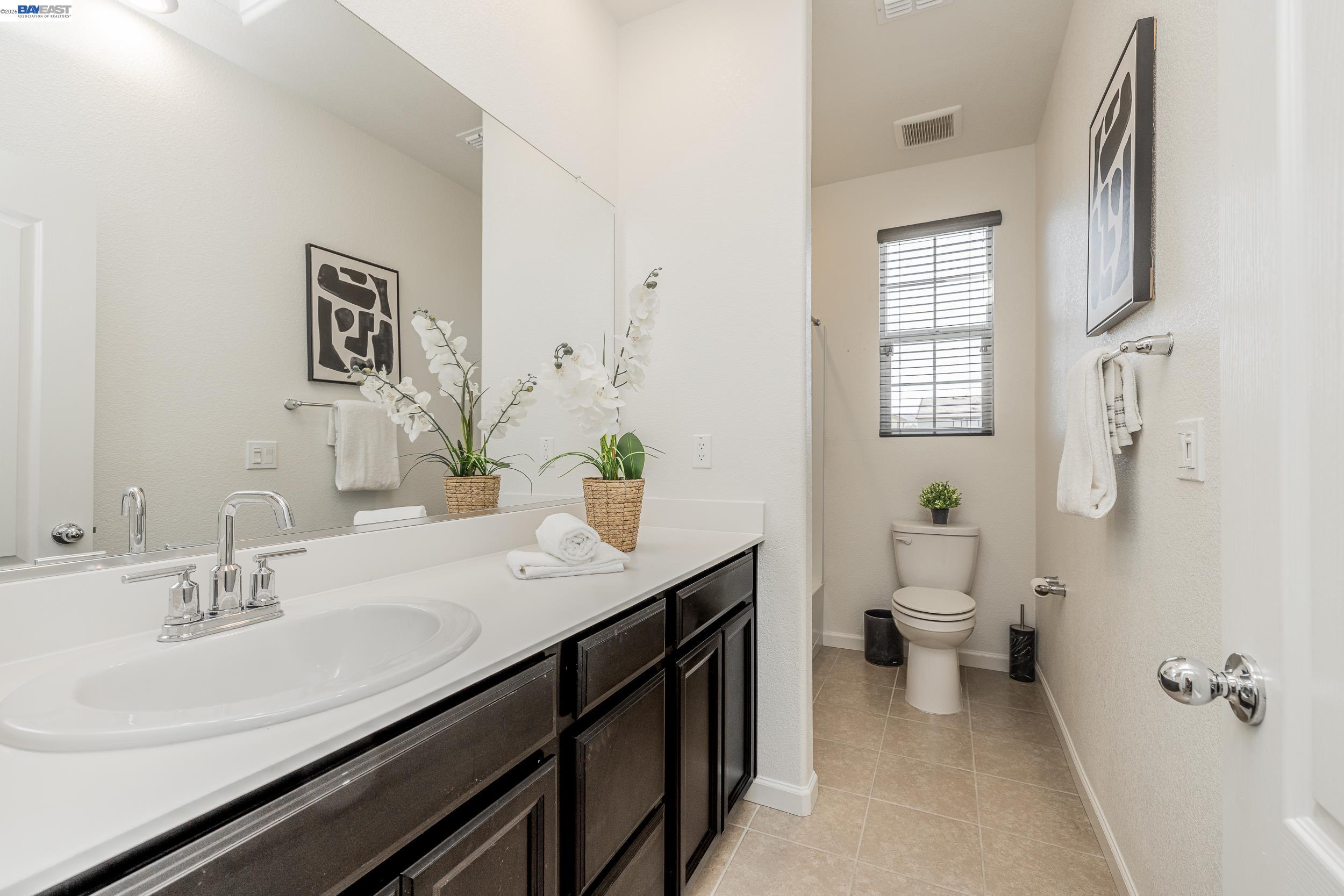 Detail Gallery Image 26 of 42 For 2891 Reyva Dhillon Ln, Tracy,  CA 95377 - 4 Beds | 3/1 Baths