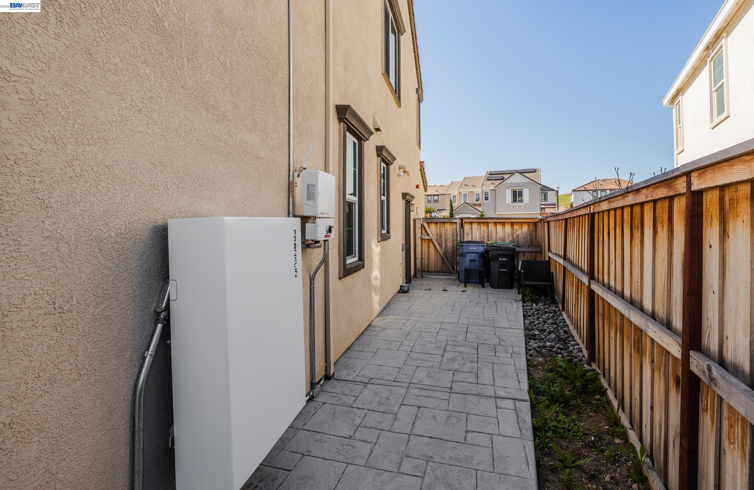 Detail Gallery Image 34 of 42 For 2891 Reyva Dhillon Ln, Tracy,  CA 95377 - 4 Beds | 3/1 Baths