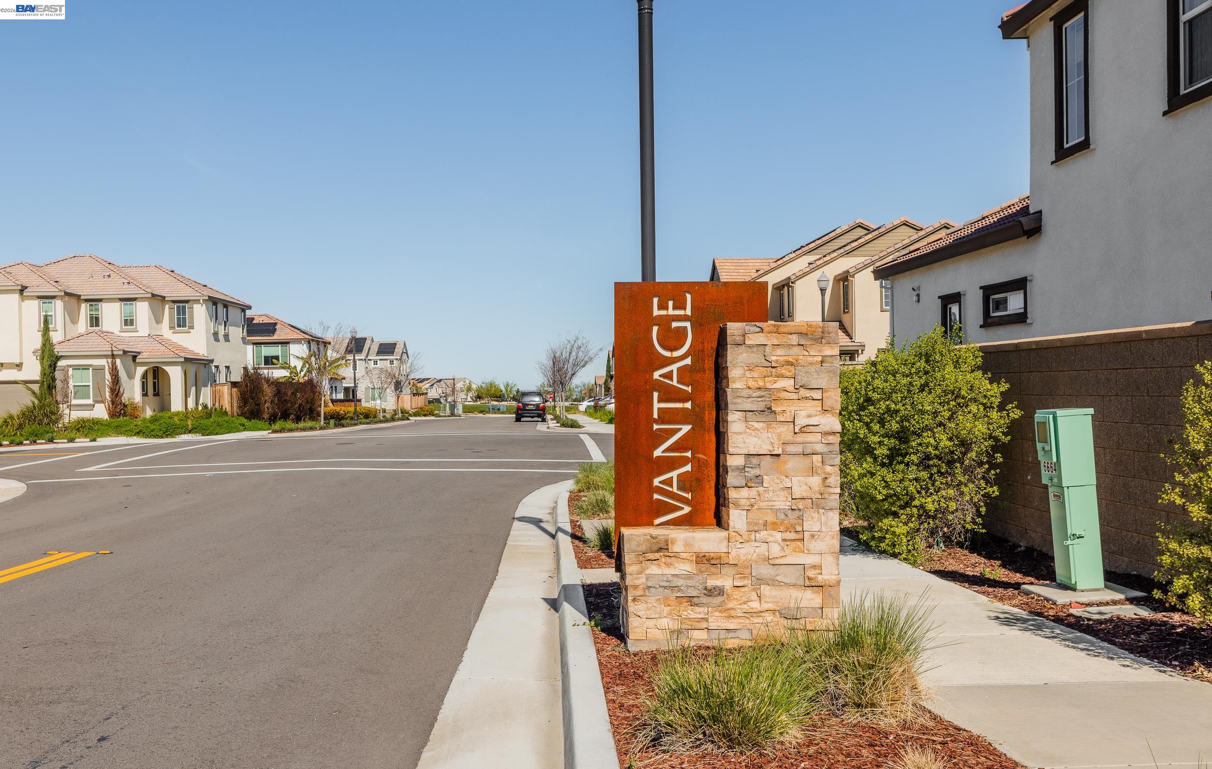 Detail Gallery Image 35 of 42 For 2891 Reyva Dhillon Ln, Tracy,  CA 95377 - 4 Beds | 3/1 Baths