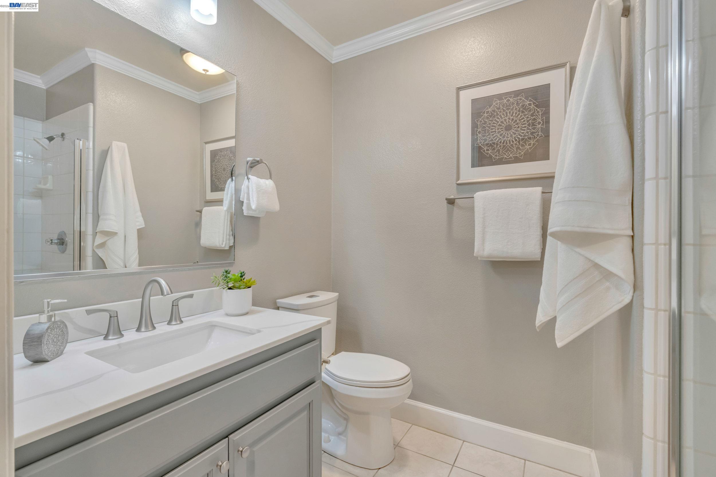 Detail Gallery Image 14 of 35 For 282 Del Valle Ct, Pleasanton,  CA 94566 - 4 Beds | 3 Baths