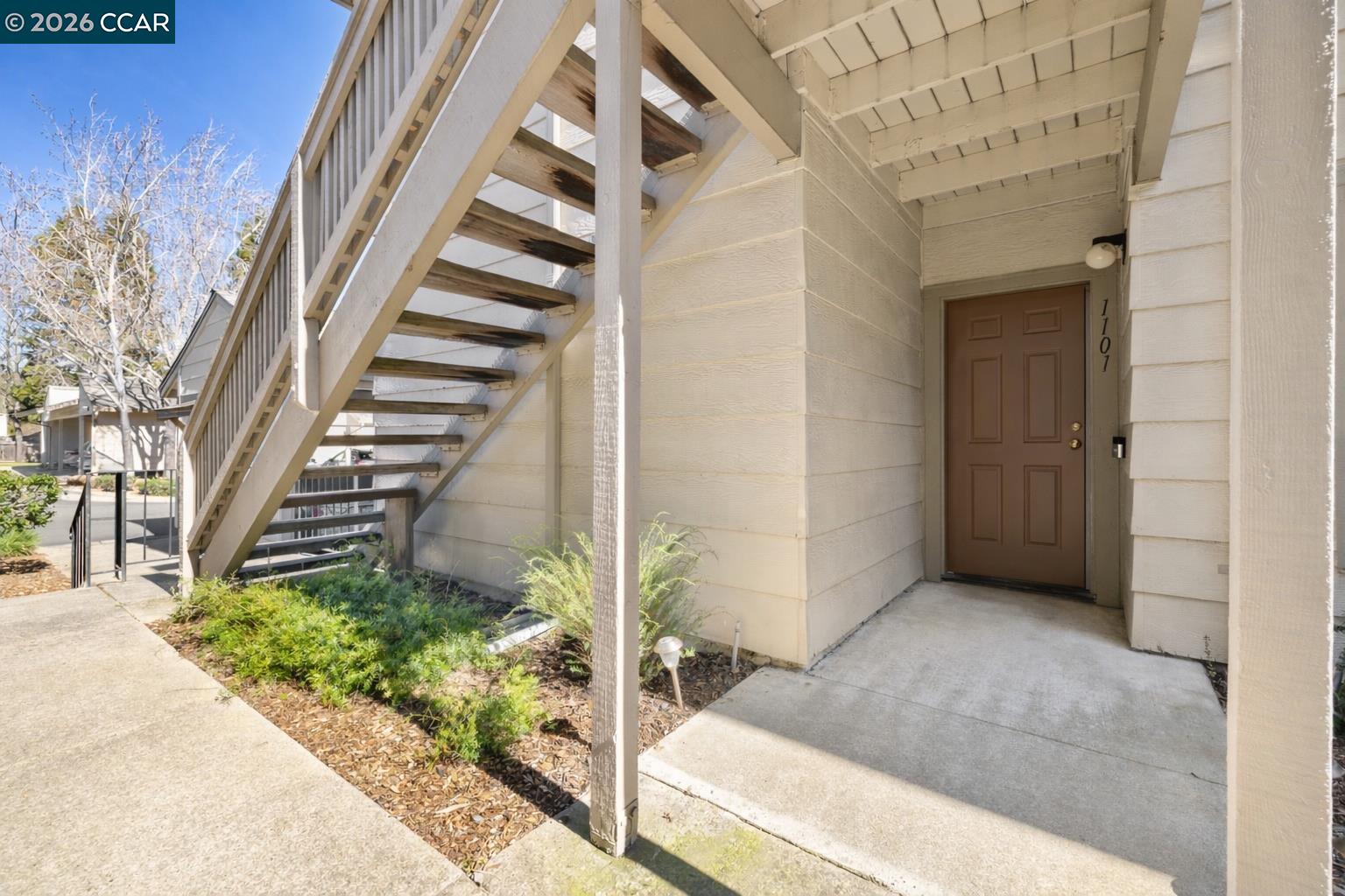 Photo #3: 41126889 Listing: Photo #3