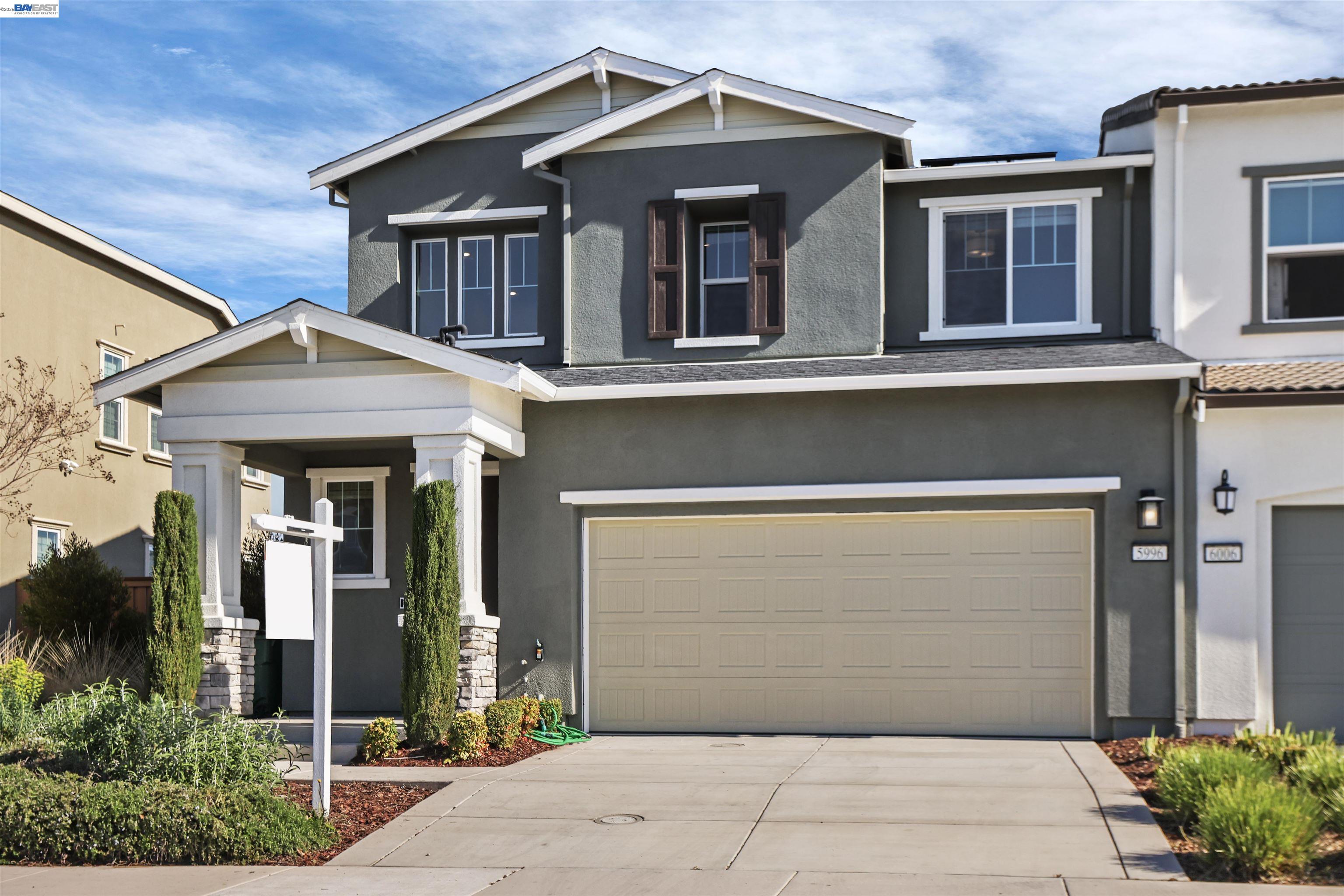 Detail Gallery Image 11 of 55 For 5996 Markham Dr, Tracy,  CA 95377 - 4 Beds | 3 Baths