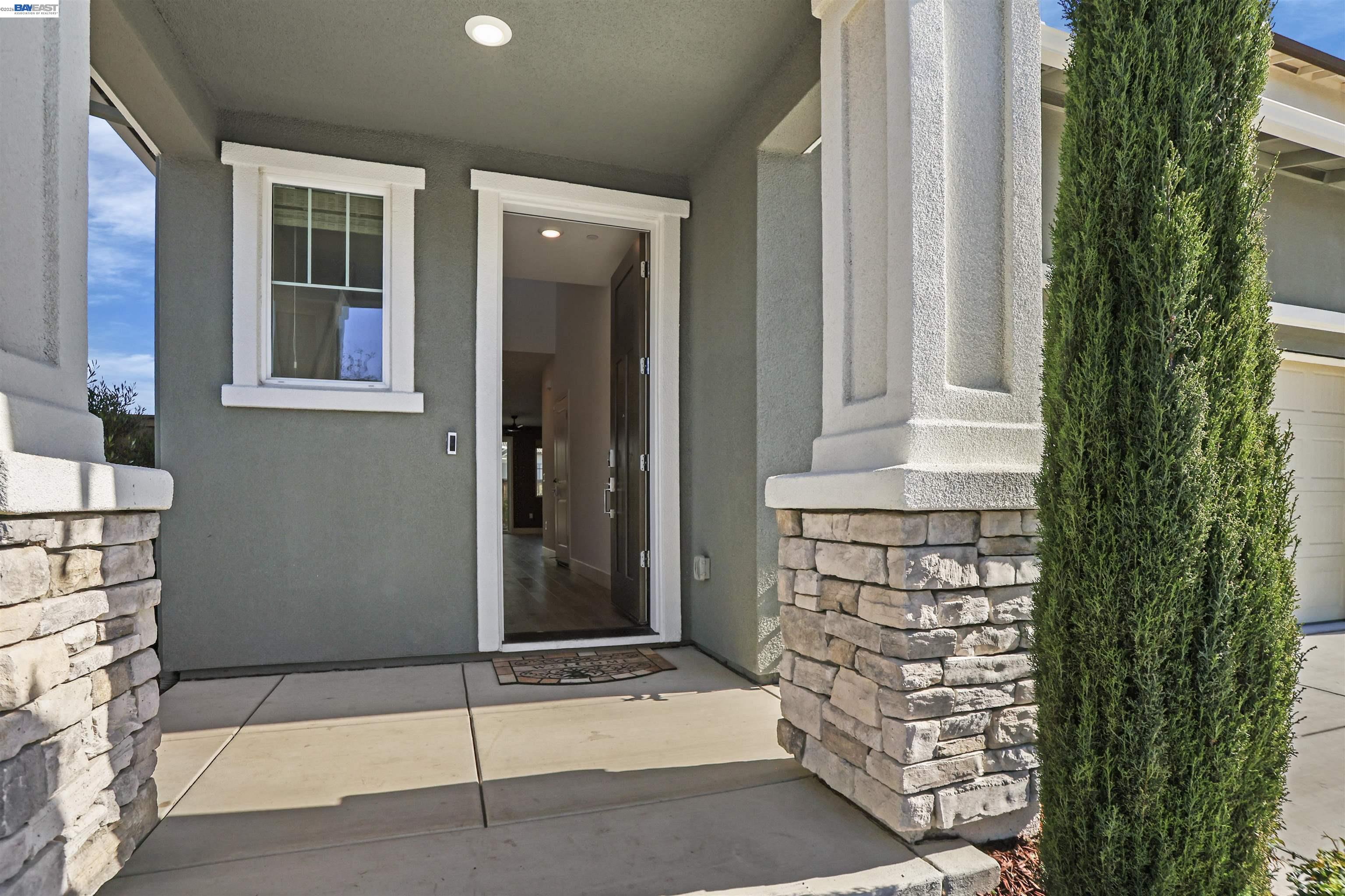 Detail Gallery Image 13 of 55 For 5996 Markham Dr, Tracy,  CA 95377 - 4 Beds | 3 Baths