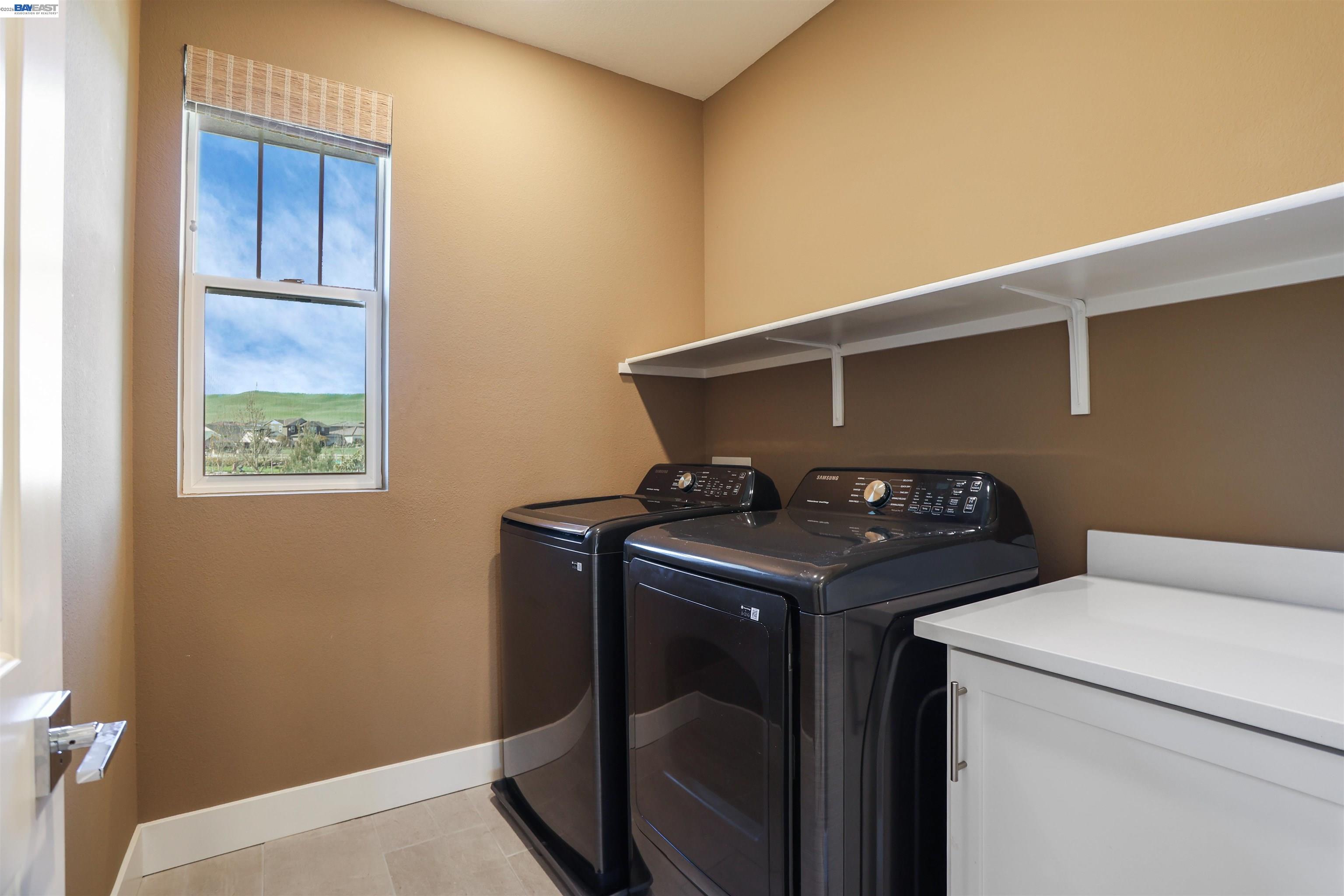 Detail Gallery Image 30 of 55 For 5996 Markham Dr, Tracy,  CA 95377 - 4 Beds | 3 Baths