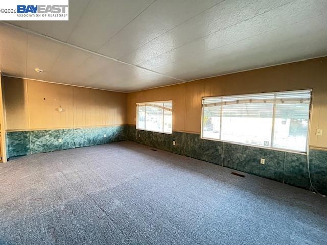 Detail Gallery Image 3 of 26 For 4141 Deep Creek Rd #84,  Fremont,  CA 94555 - 2 Beds | 2 Baths