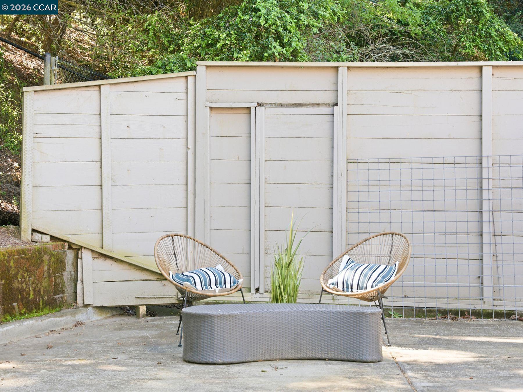 Detail Gallery Image 53 of 60 For 9 Clotilda Ct, Mill Valley,  CA 94941 - 5 Beds | 3 Baths