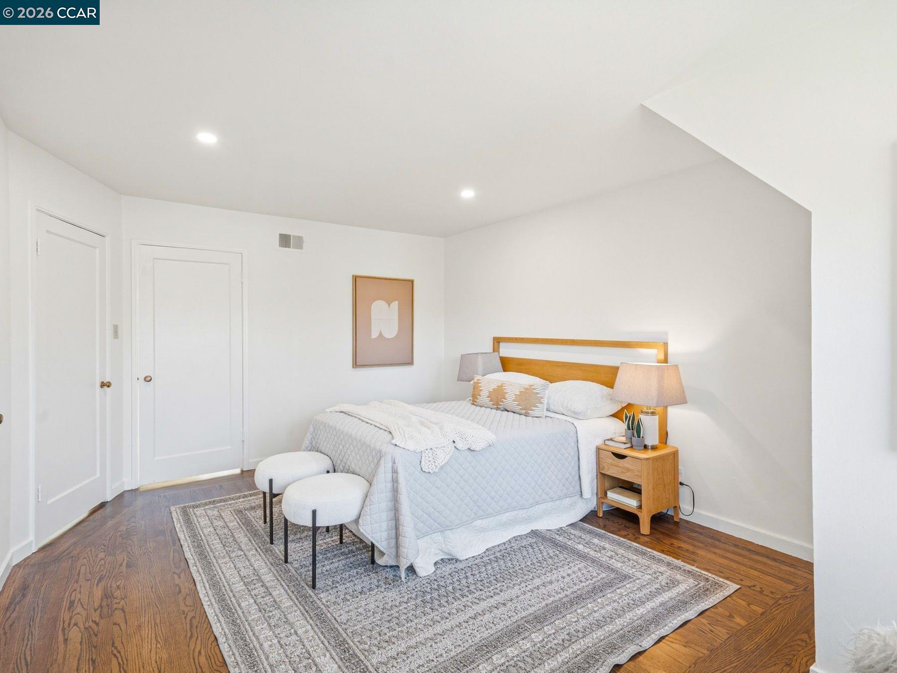 Detail Gallery Image 45 of 60 For 9 Clotilda Ct, Mill Valley,  CA 94941 - – Beds | – Baths