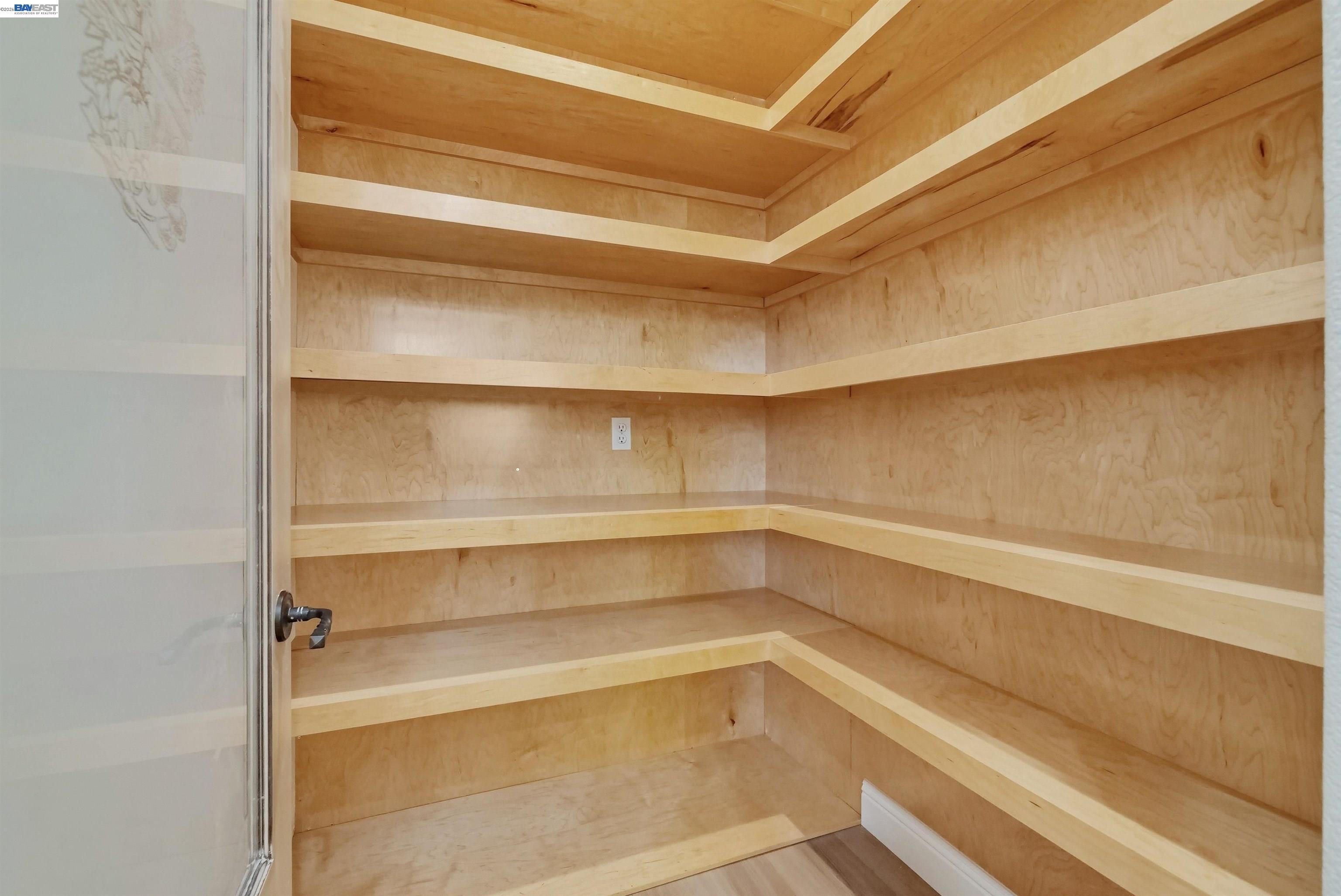 Detail Gallery Image 15 of 60 For 5226 Pisa Ct, San Jose,  CA 95138 - 5 Beds | 3/1 Baths