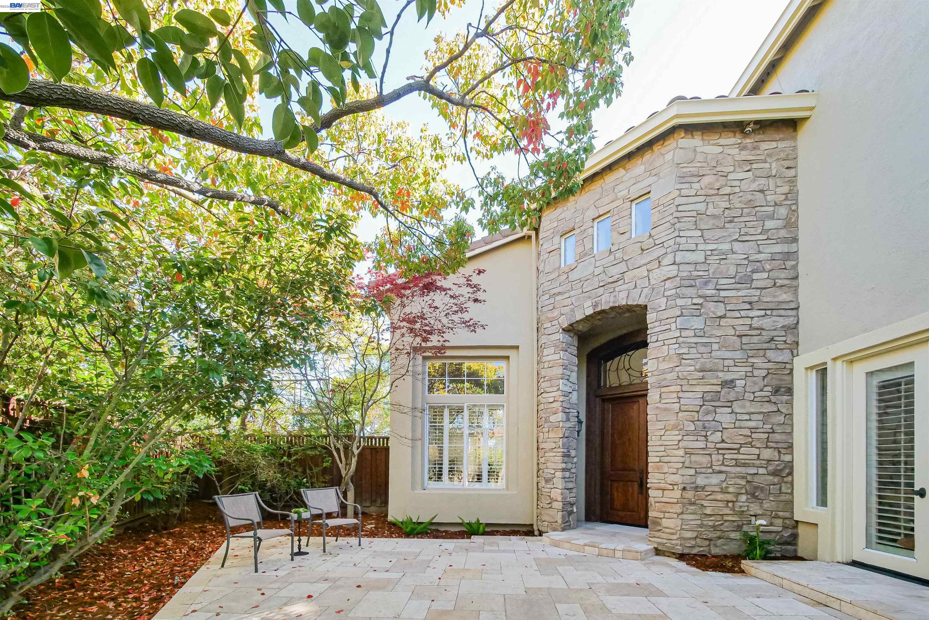 Detail Gallery Image 3 of 60 For 5226 Pisa Ct, San Jose,  CA 95138 - 5 Beds | 3/1 Baths