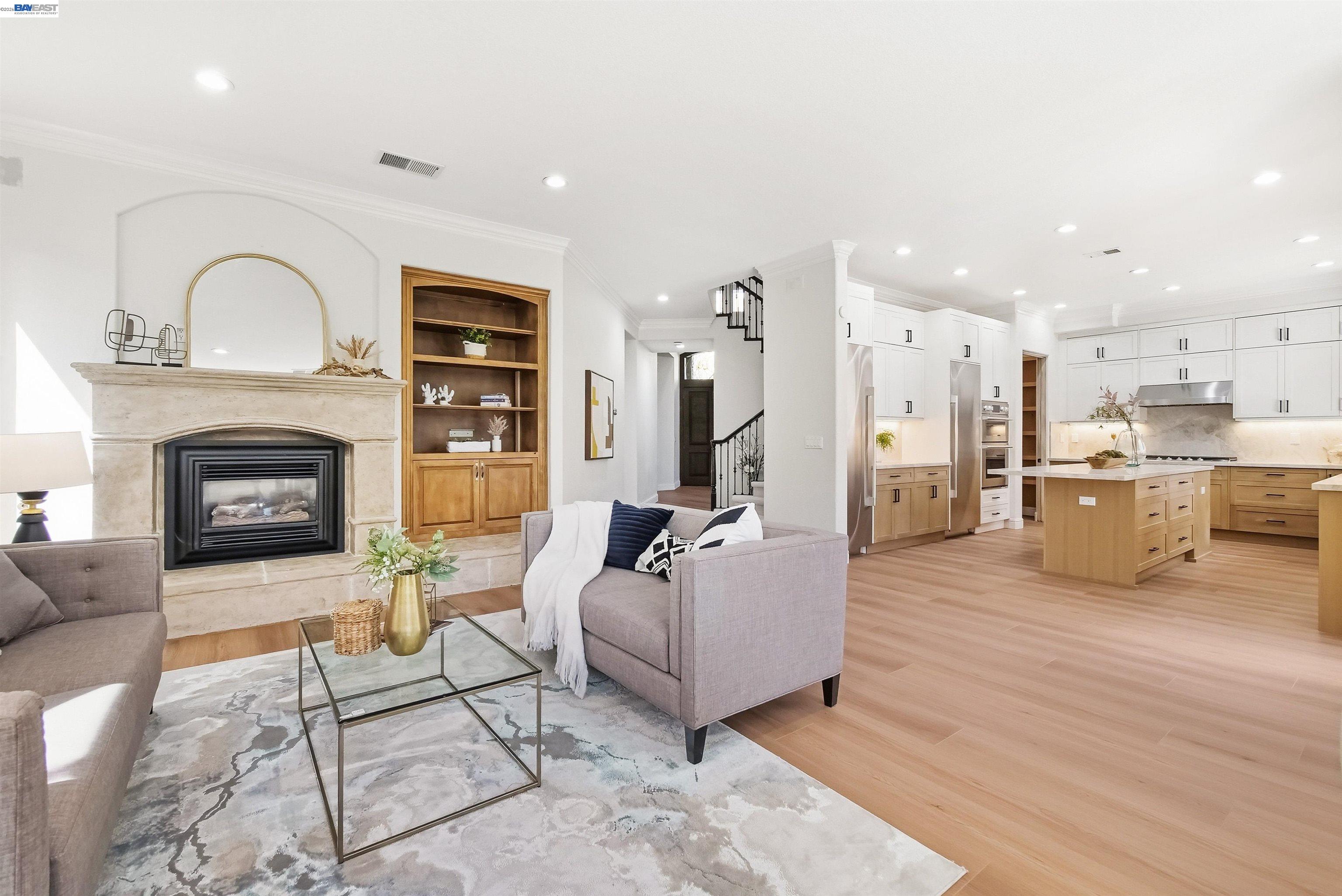 Detail Gallery Image 7 of 60 For 5226 Pisa Ct, San Jose,  CA 95138 - 5 Beds | 3/1 Baths