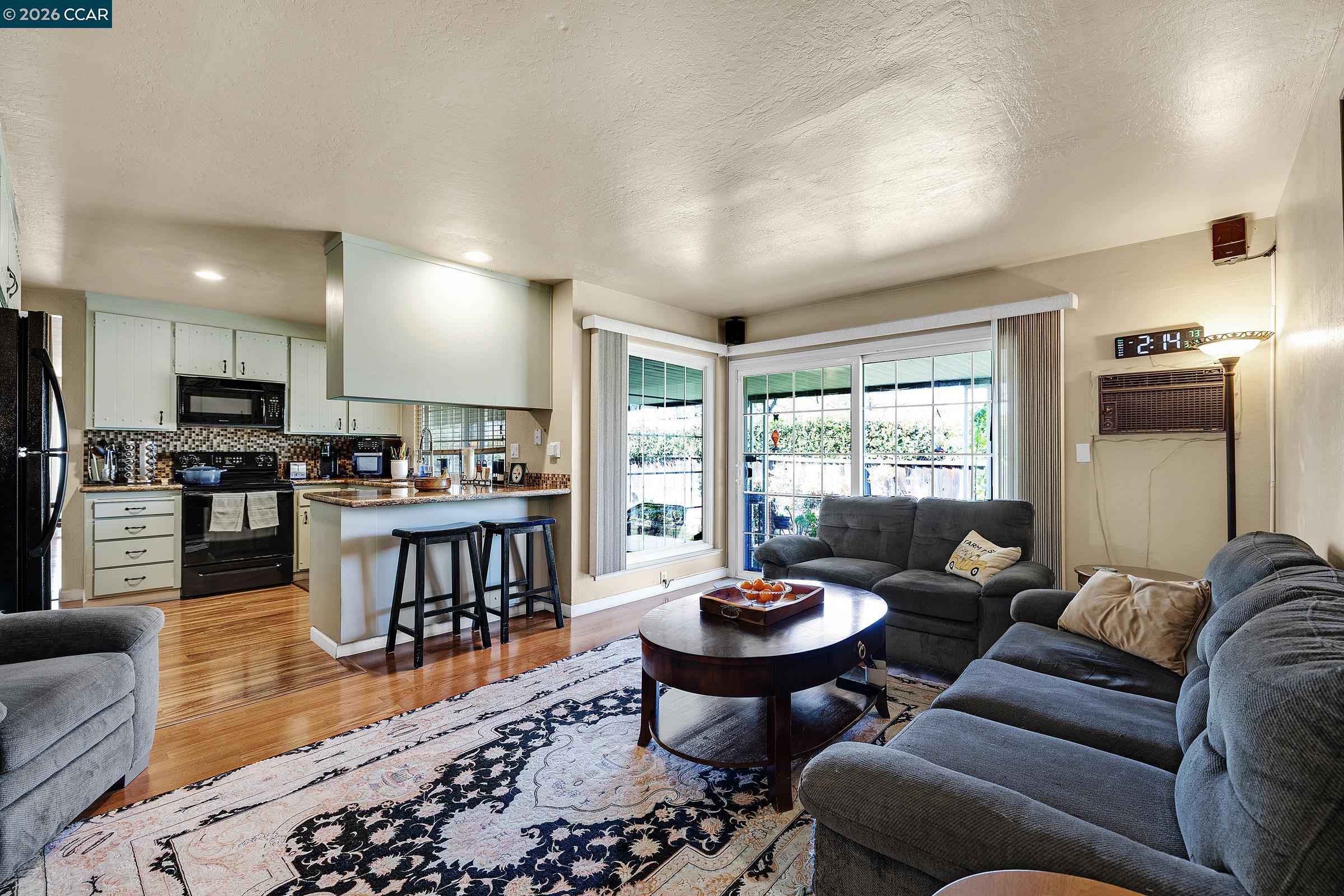 Detail Gallery Image 10 of 30 For 4028 Kirk Rd, San Jose,  CA 95124 - 3 Beds | 2 Baths