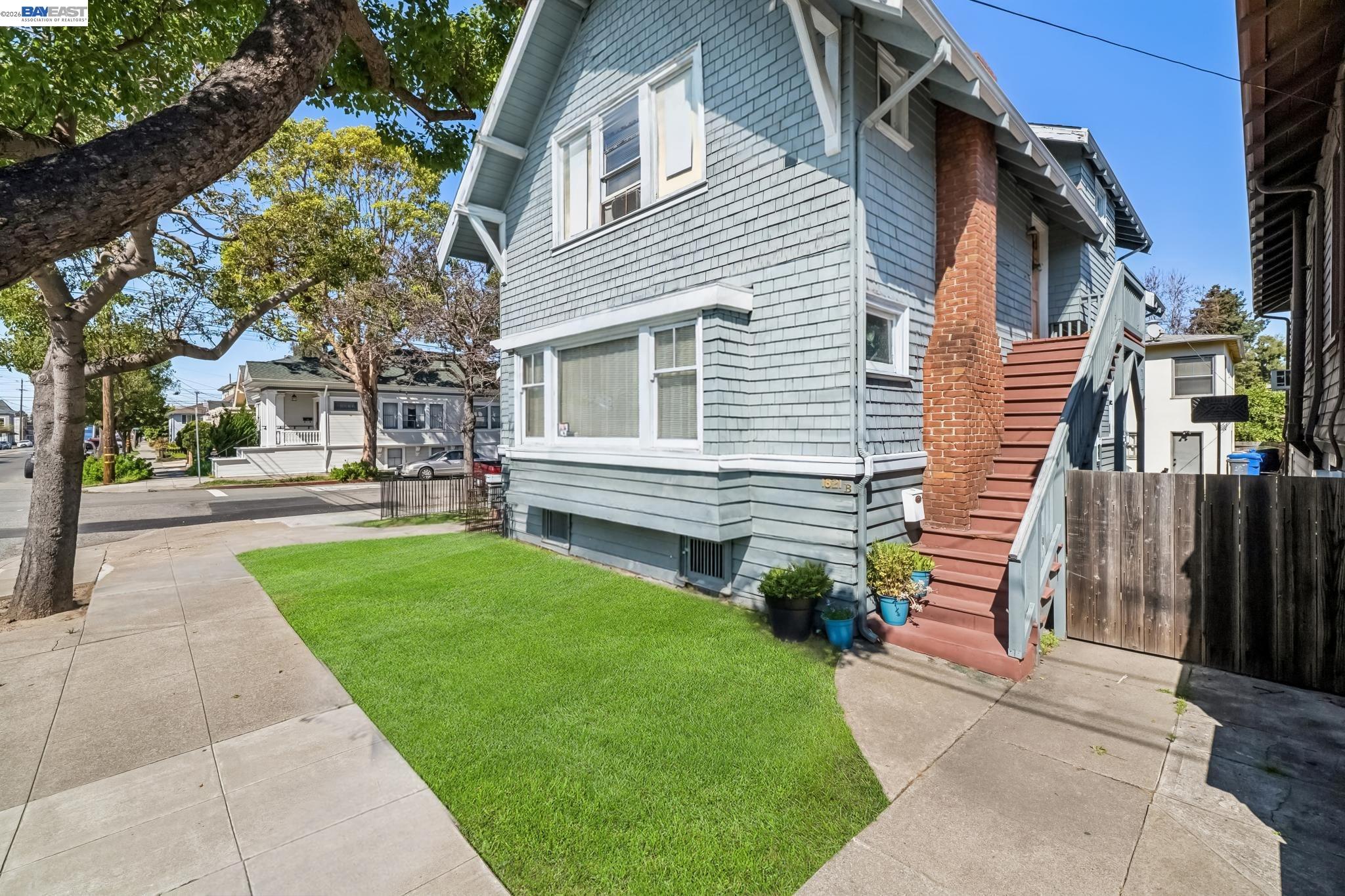 Detail Gallery Image 11 of 31 For 1604 Schiller St, Alameda,  CA 94501 - – Beds | – Baths