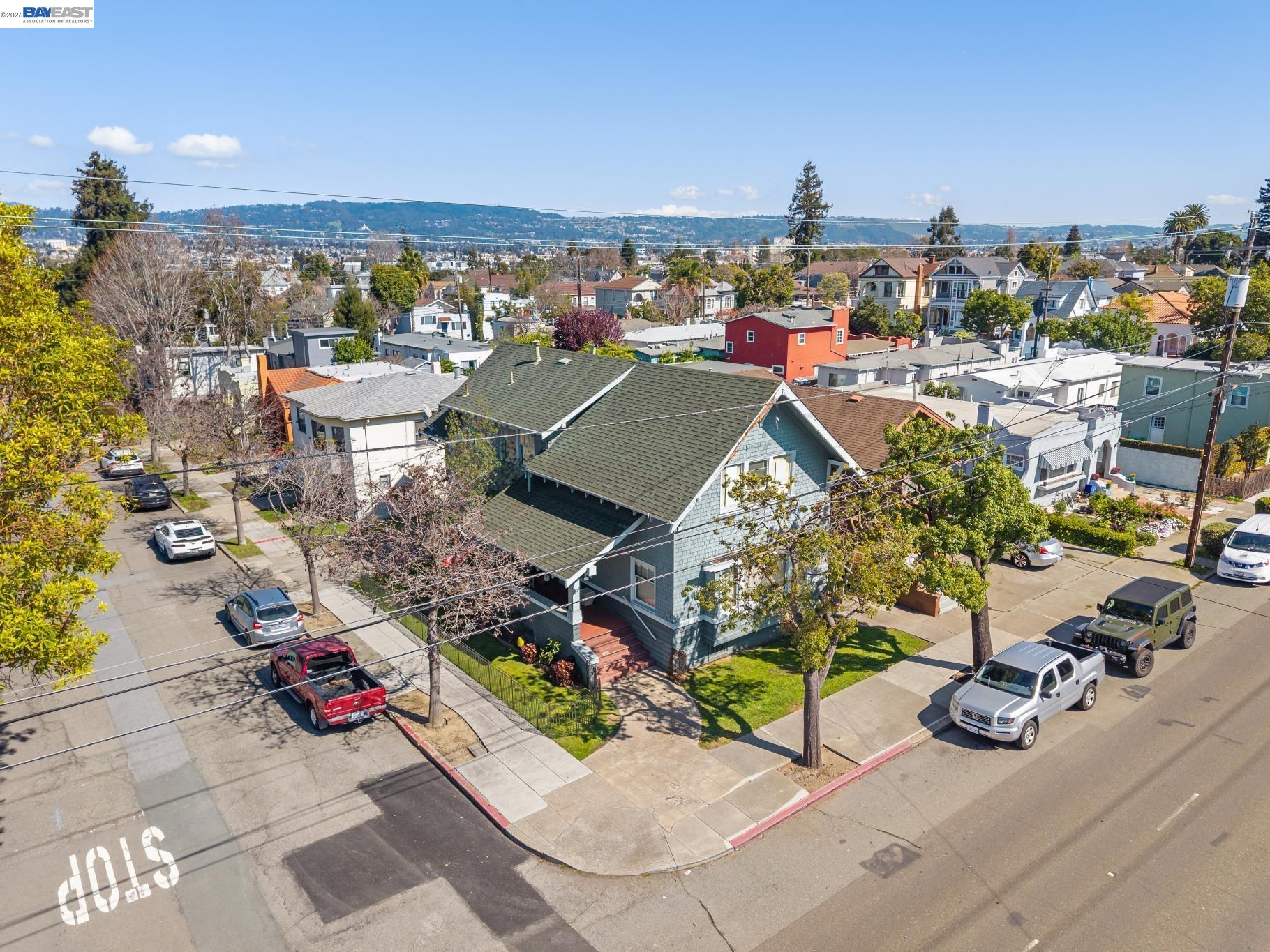 Detail Gallery Image 7 of 31 For 1604 Schiller St, Alameda,  CA 94501 - – Beds | – Baths