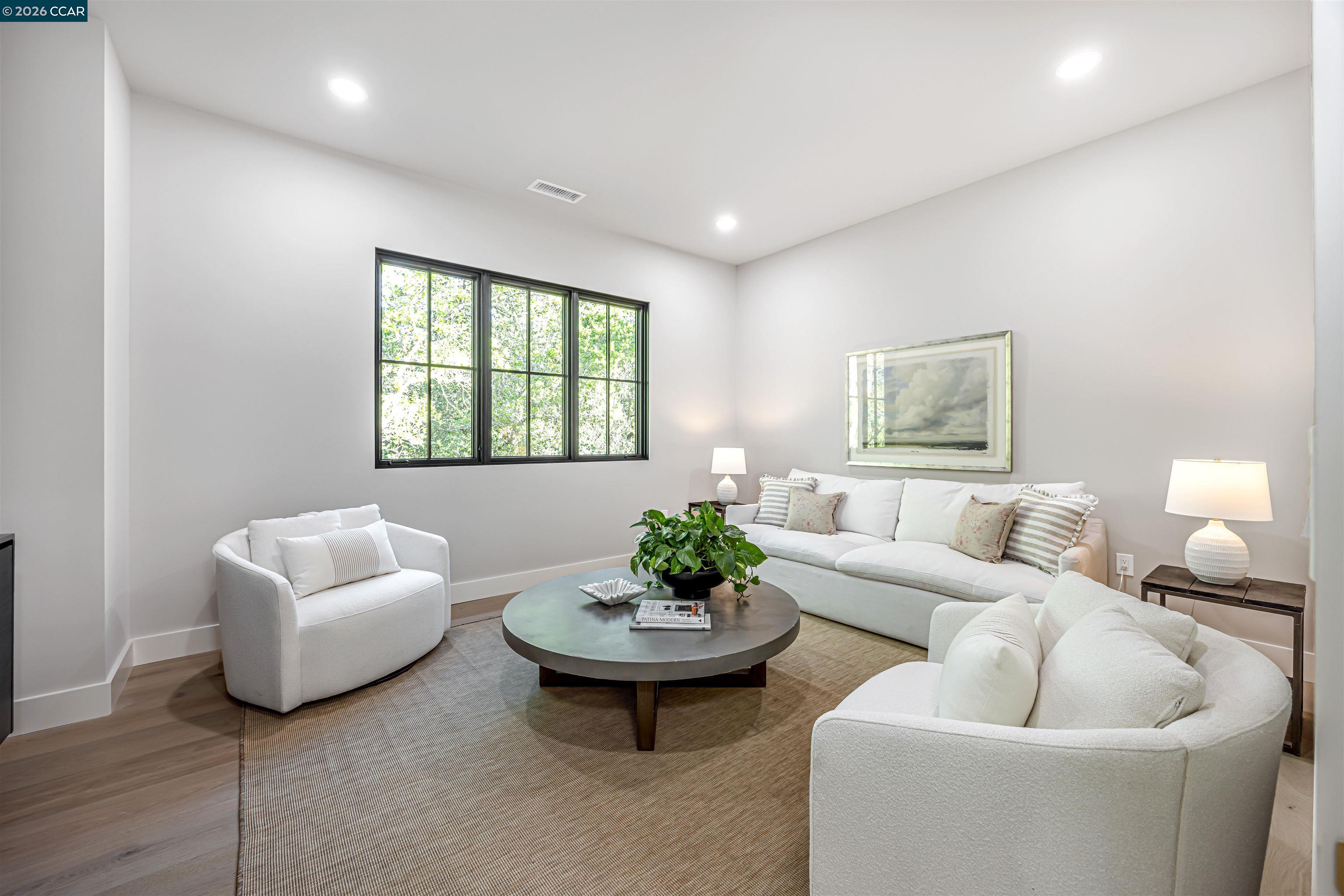 Detail Gallery Image 31 of 57 For 1570 Rancho View Drive, Lafayette,  CA 94549 - 5 Beds | 4/1 Baths