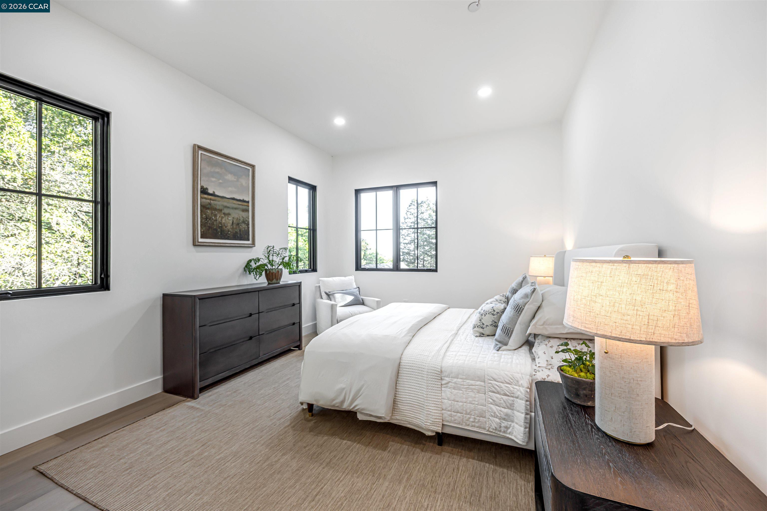 Detail Gallery Image 42 of 57 For 1570 Rancho View Drive, Lafayette,  CA 94549 - 5 Beds | 4/1 Baths