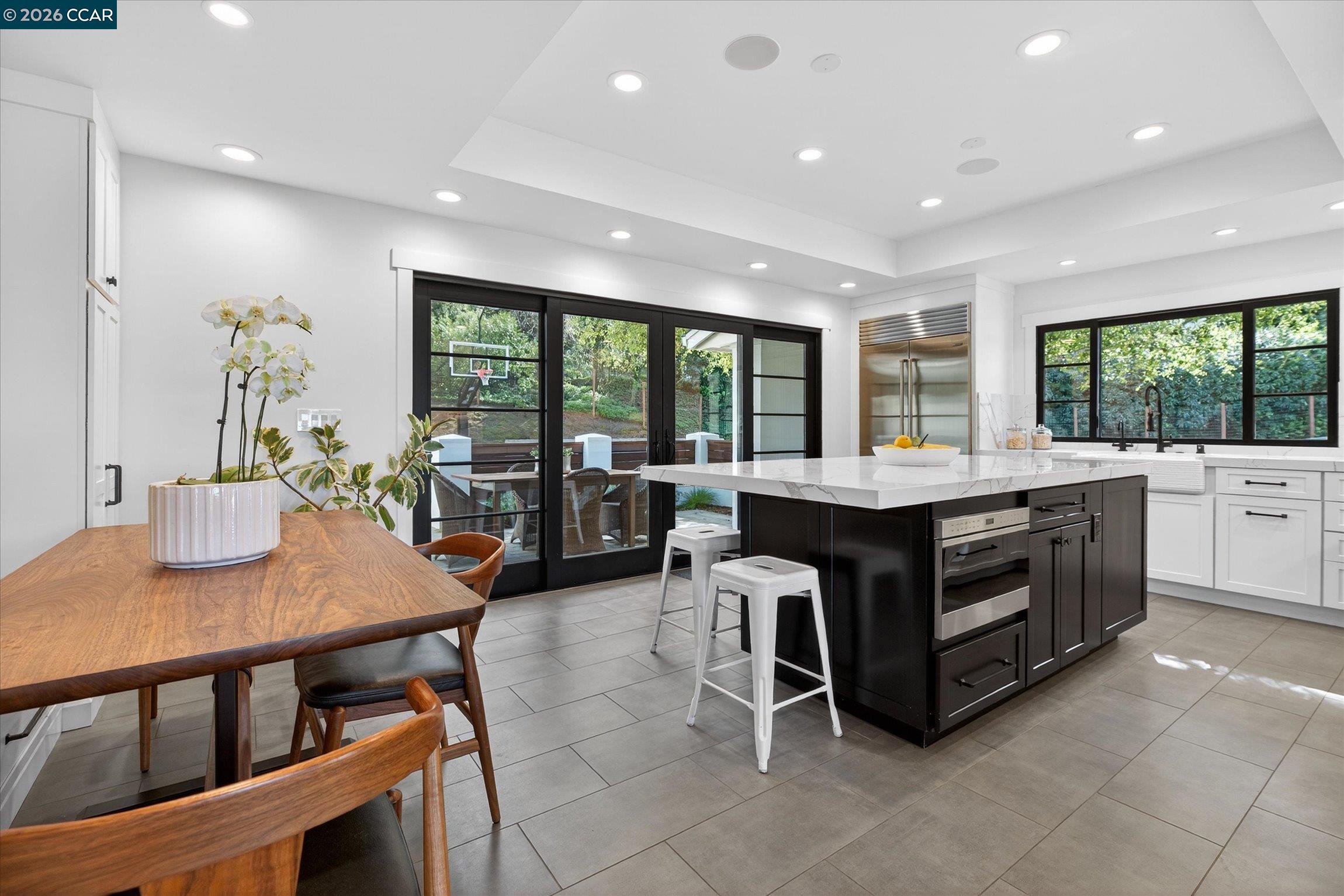 Detail Gallery Image 10 of 40 For 6 Del Valle, Orinda,  CA 94563 - 3 Beds | 2 Baths