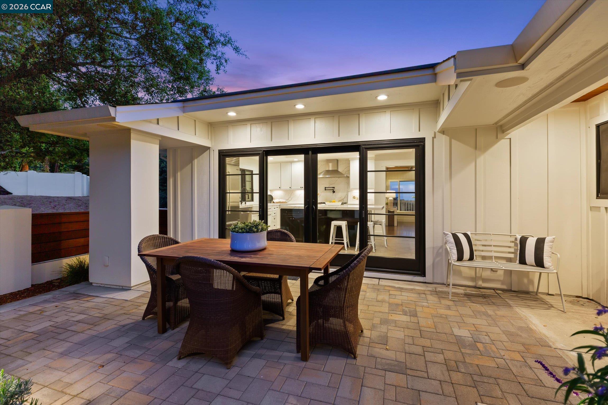 Detail Gallery Image 16 of 40 For 6 Del Valle, Orinda,  CA 94563 - 3 Beds | 2 Baths