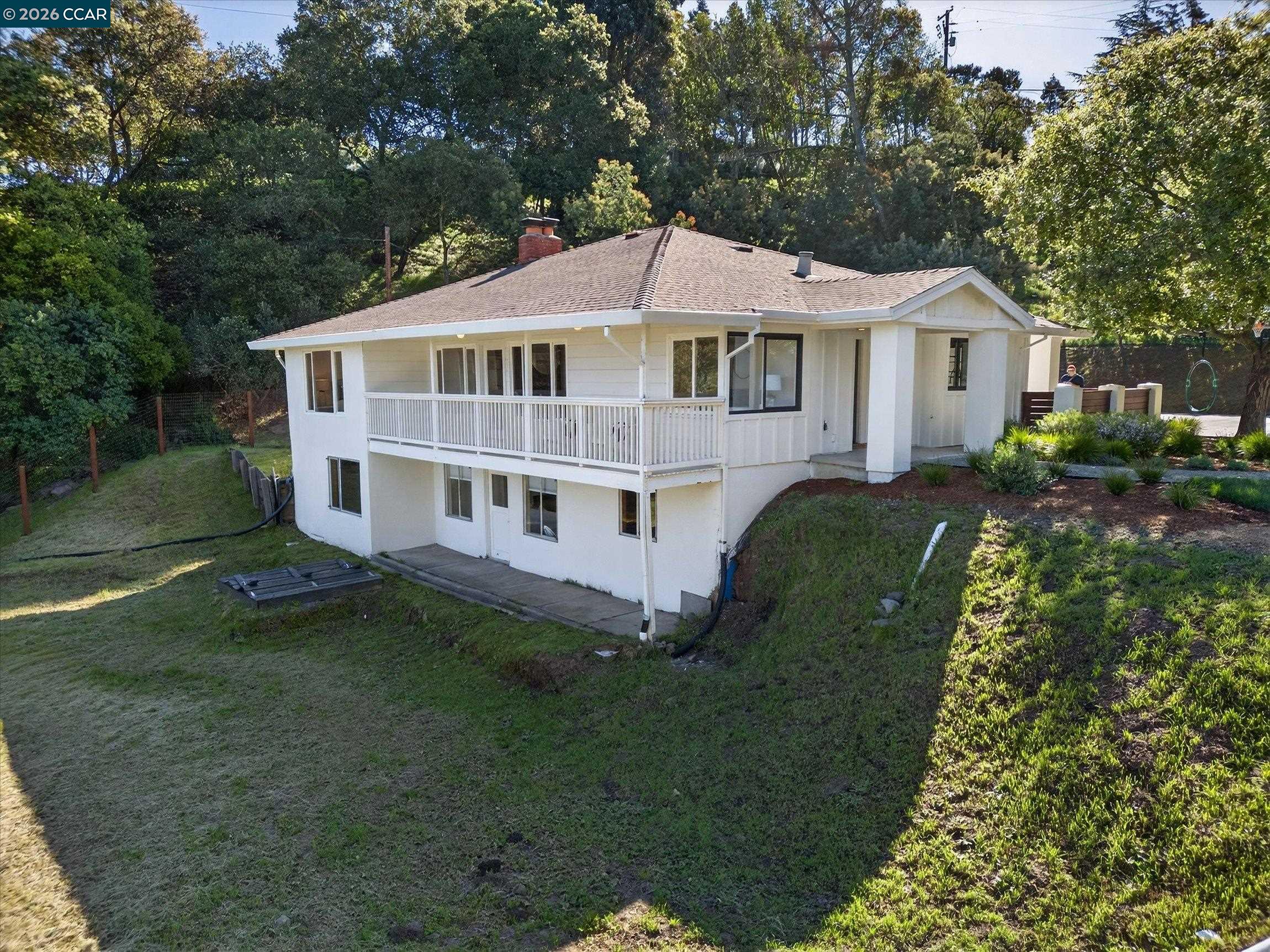 Detail Gallery Image 31 of 40 For 6 Del Valle, Orinda,  CA 94563 - 3 Beds | 2 Baths