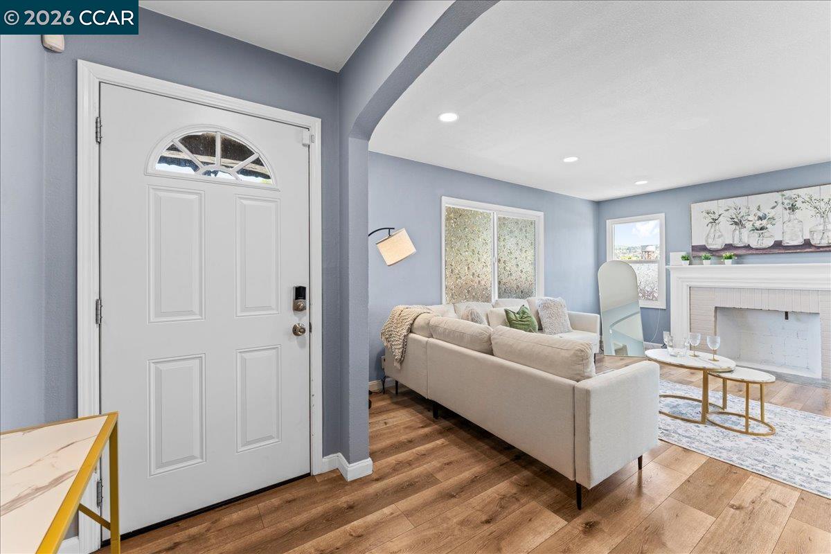 Detail Gallery Image 4 of 45 For 3630 Ohio Ave, Richmond,  CA 94804 - – Beds | – Baths