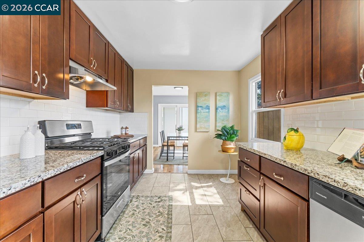 Detail Gallery Image 10 of 45 For 3630 Ohio Ave, Richmond,  CA 94804 - – Beds | – Baths