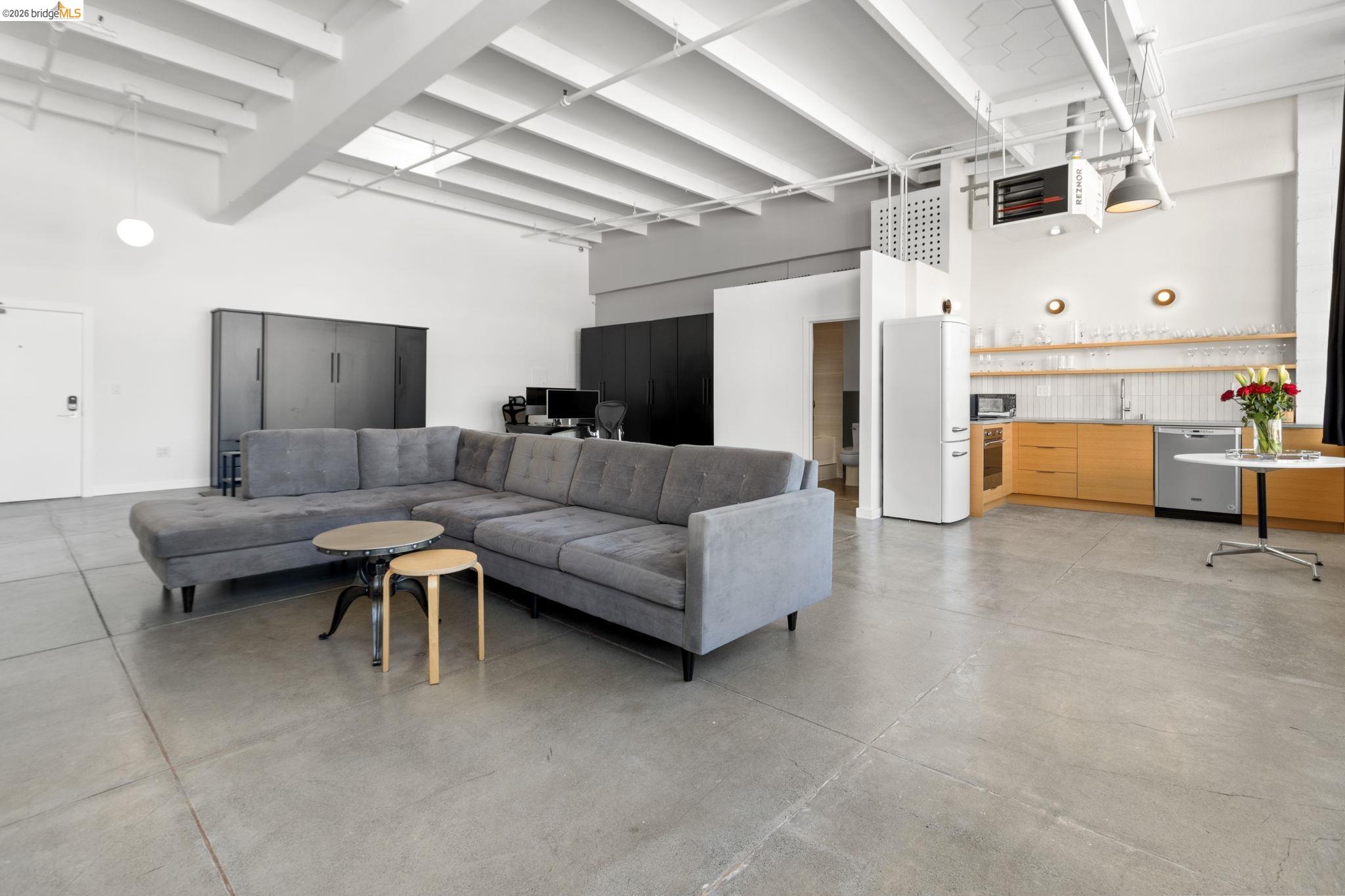 Detail Gallery Image 13 of 51 For 4053 Harlan St #313,  Emeryville,  CA 94608 - 1 Beds | 1 Baths