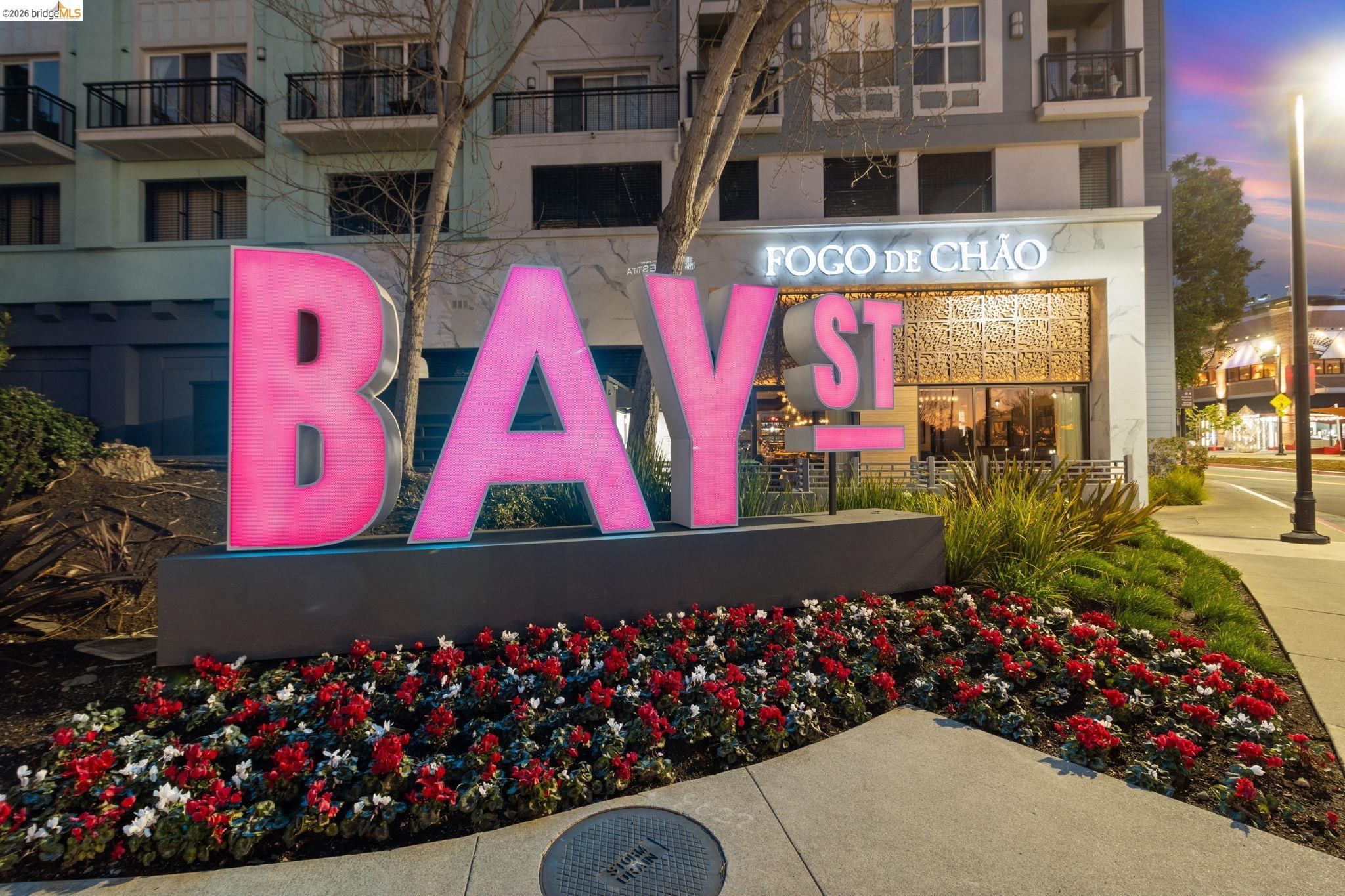 Detail Gallery Image 44 of 51 For 4053 Harlan St #313,  Emeryville,  CA 94608 - 1 Beds | 1 Baths