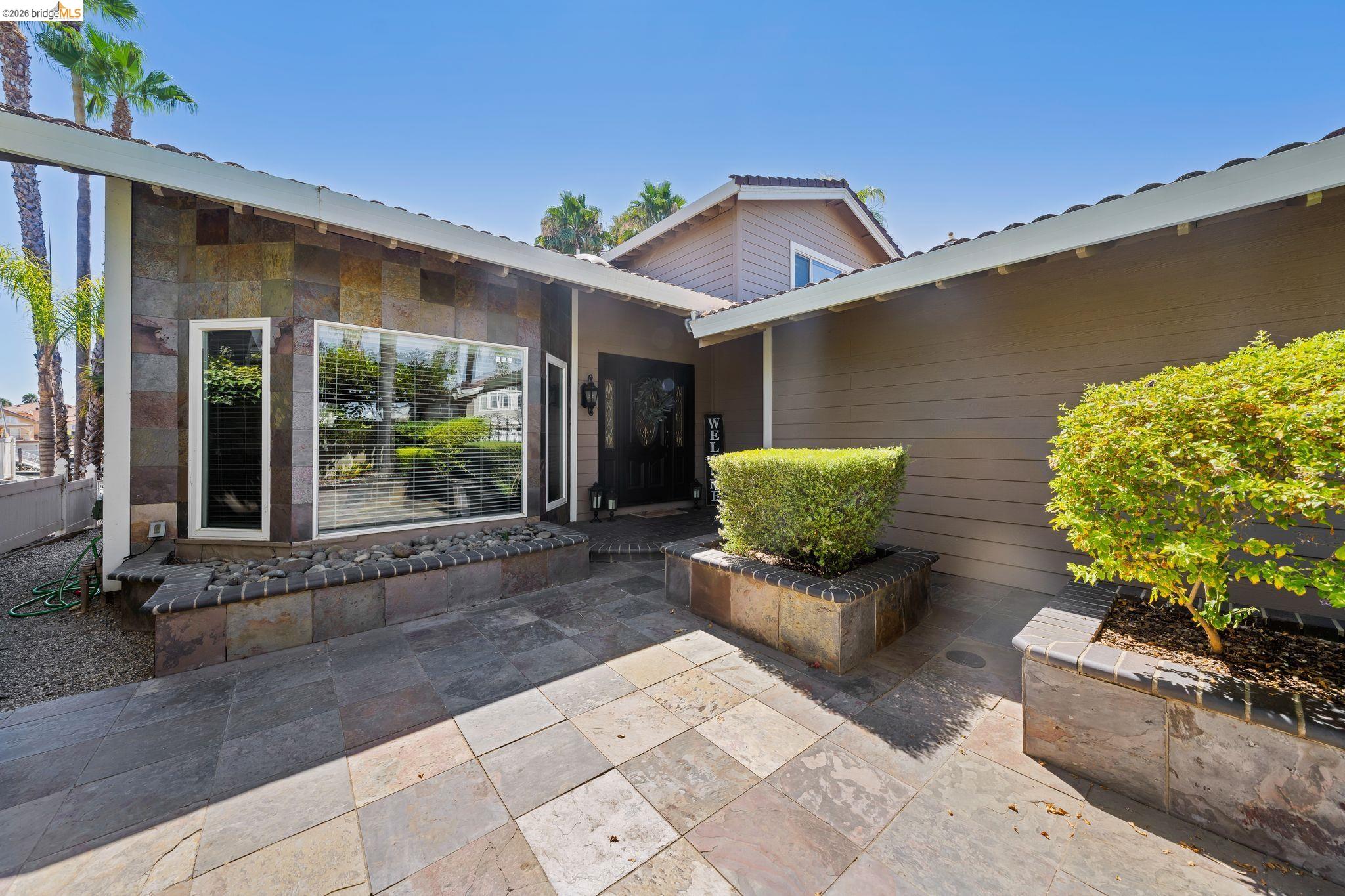 Detail Gallery Image 4 of 43 For 5034 Double Point Way, Discovery Bay,  CA 94505 - 4 Beds | 3 Baths