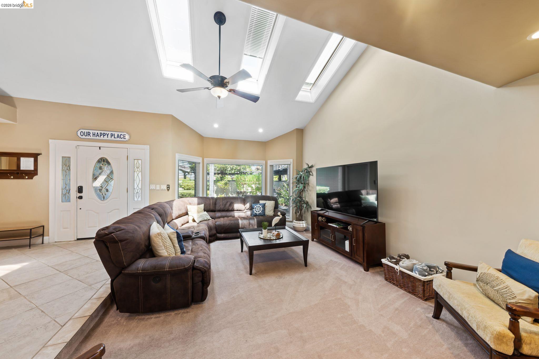 Detail Gallery Image 9 of 43 For 5034 Double Point Way, Discovery Bay,  CA 94505 - 4 Beds | 3 Baths