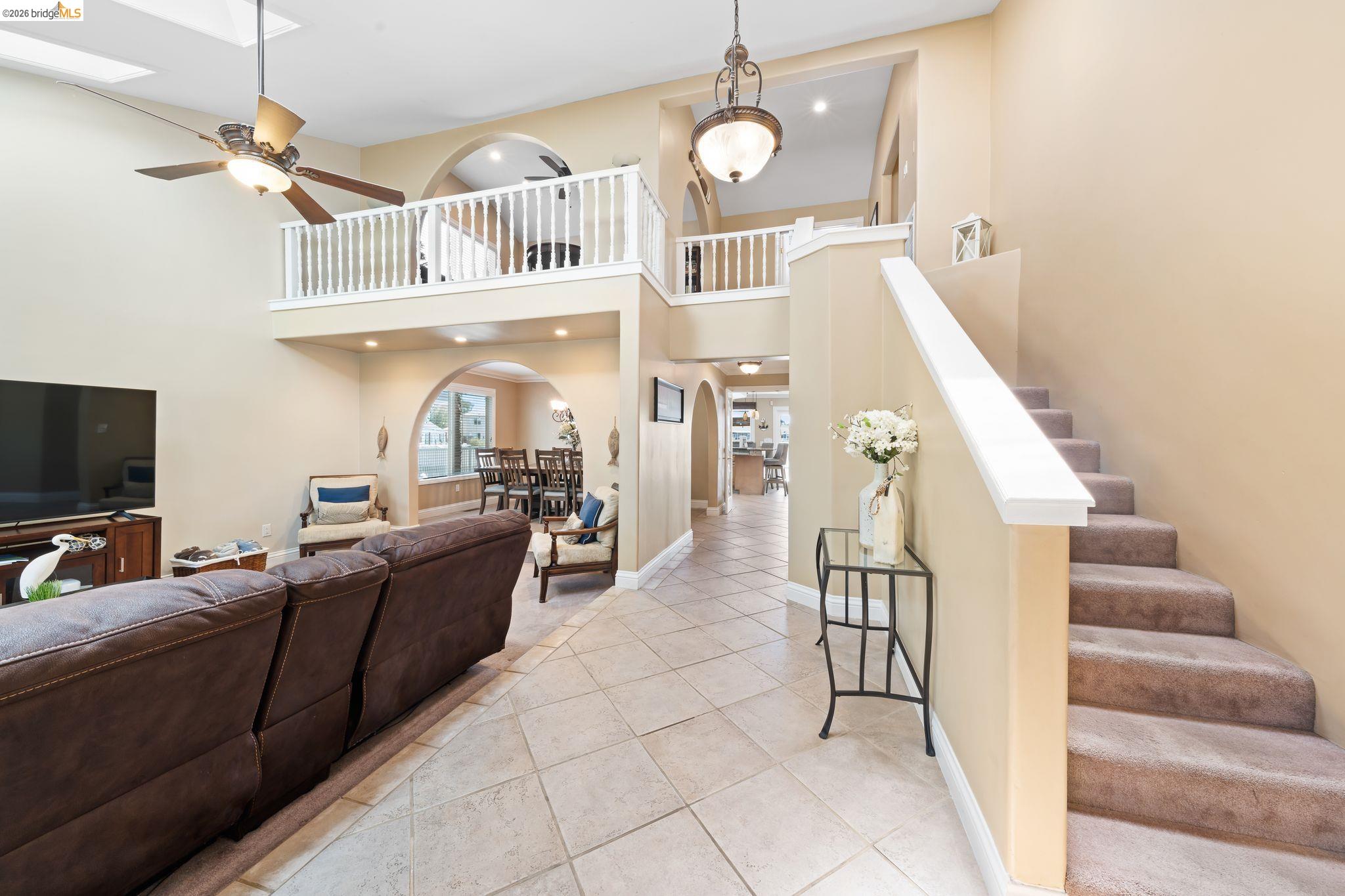 Detail Gallery Image 10 of 43 For 5034 Double Point Way, Discovery Bay,  CA 94505 - 4 Beds | 3 Baths