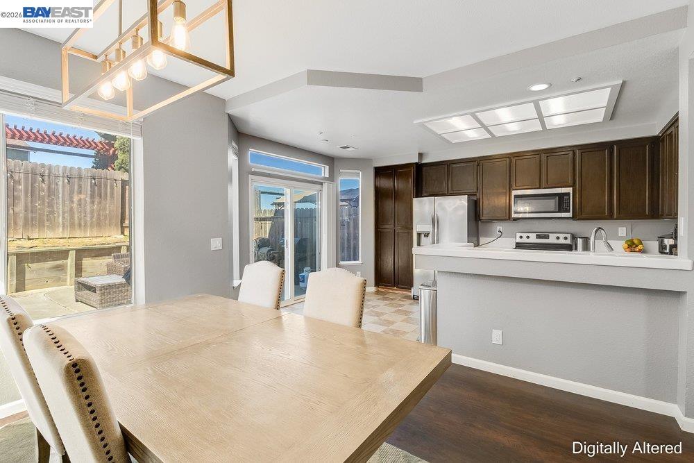 Detail Gallery Image 15 of 40 For 97 Del Sur St, Vallejo,  CA 94591 - 3 Beds | 2/1 Baths